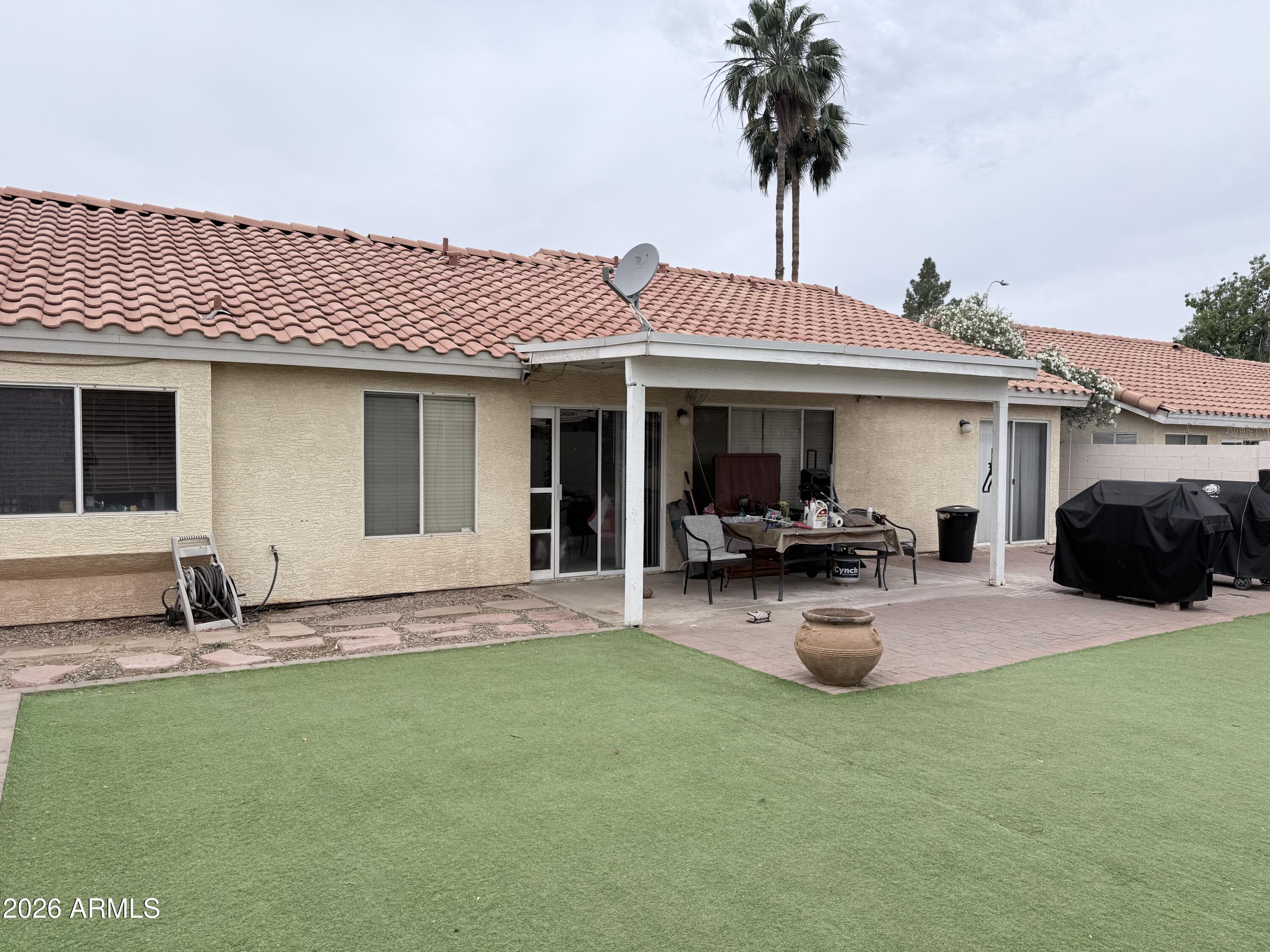 3800 W LINDA Lane