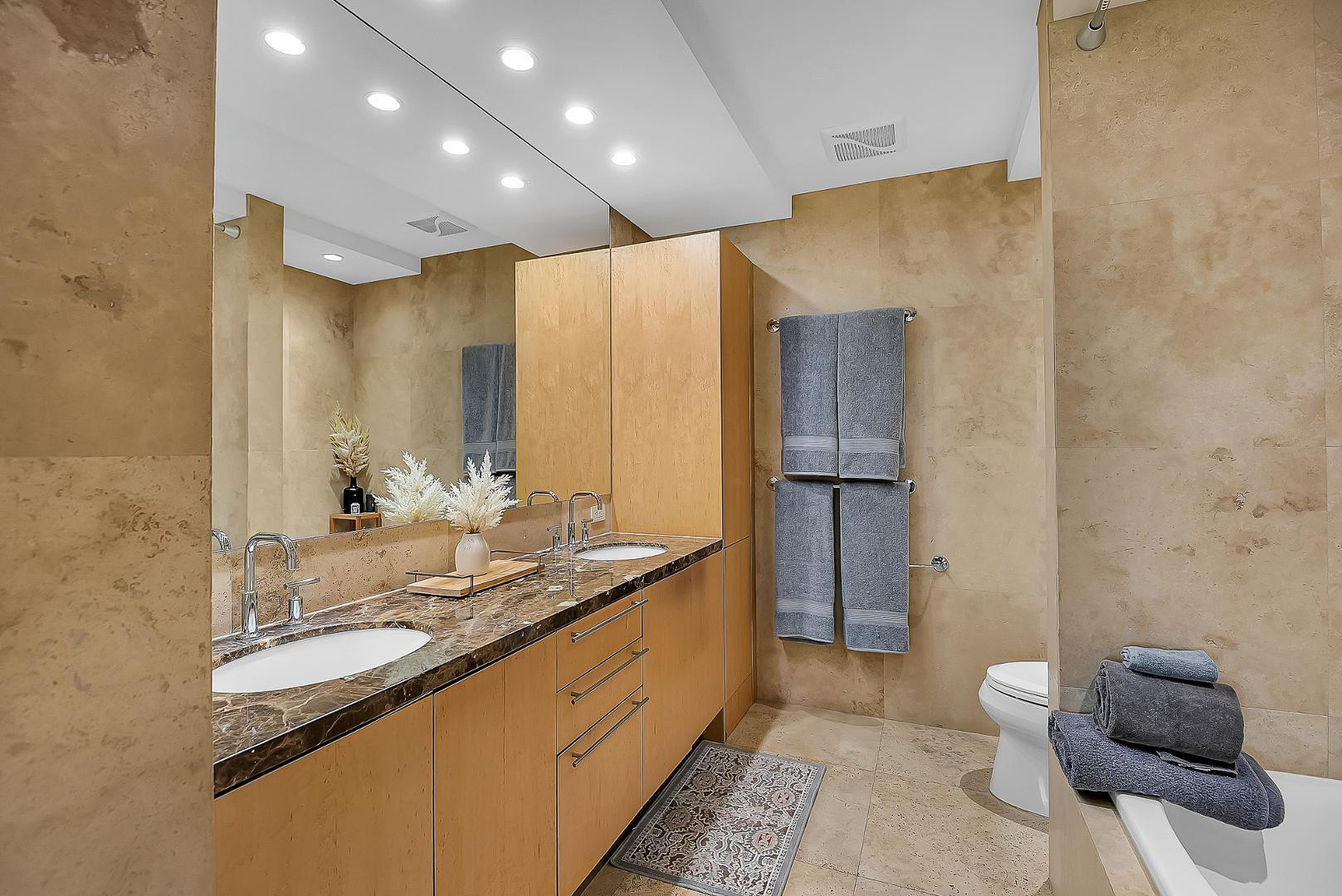 7127 E Rancho Vista Drive Unit 5001