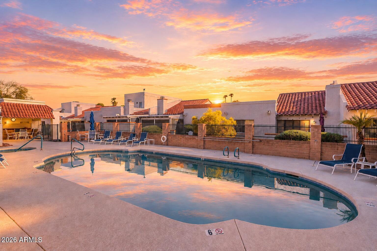 7621 E VISTA Drive