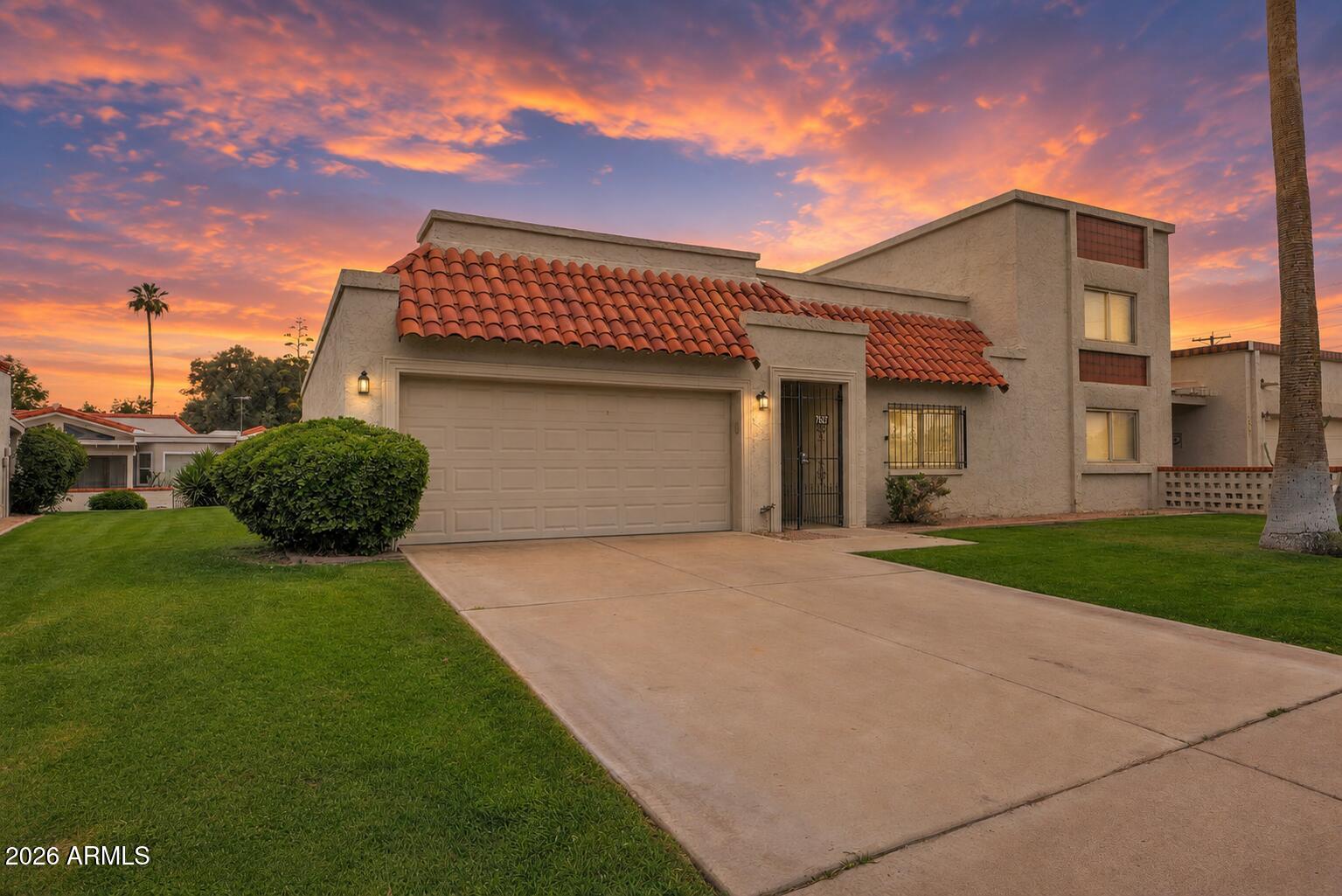 7621 E VISTA Drive