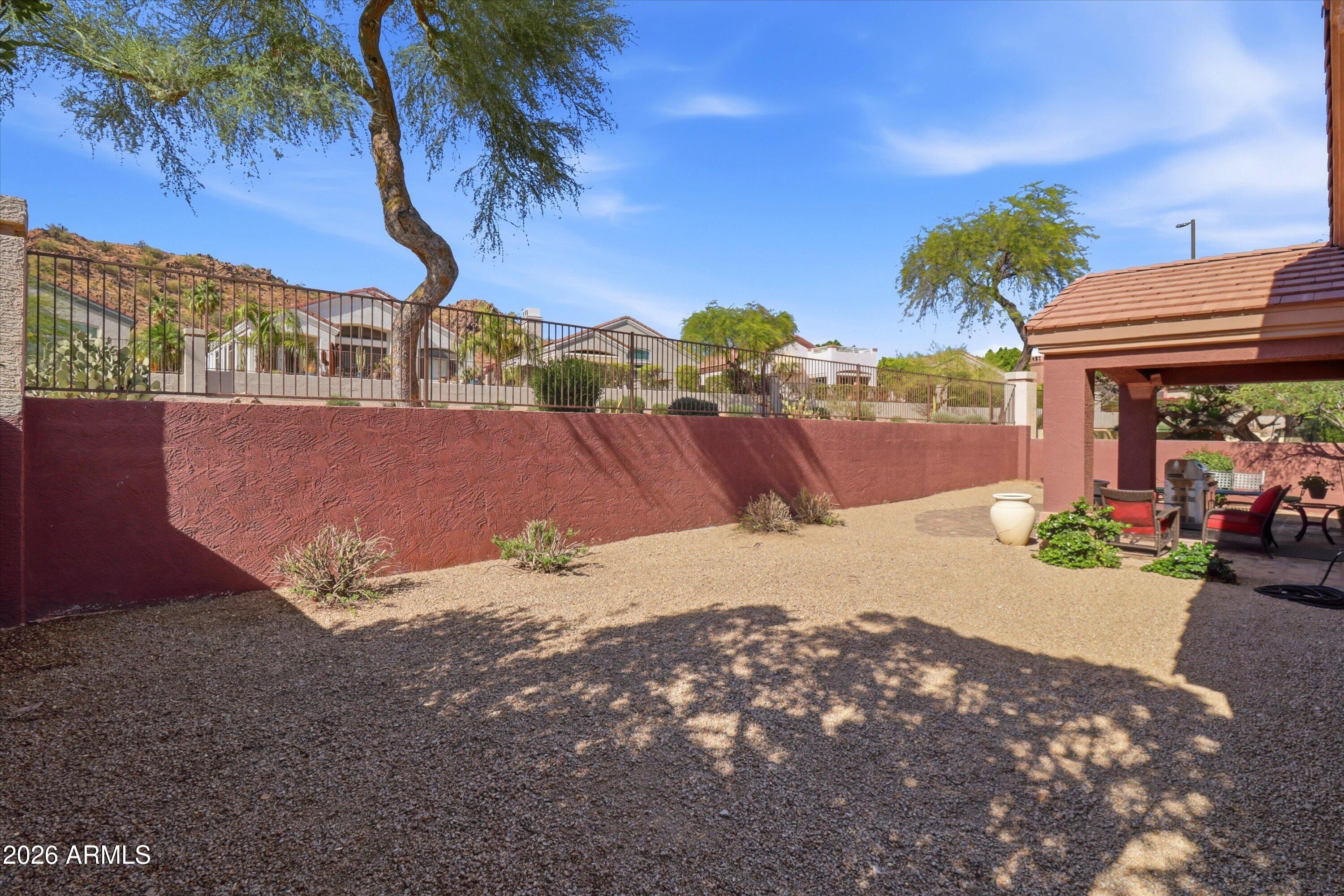 6333 E VIEWMONT Drive 85