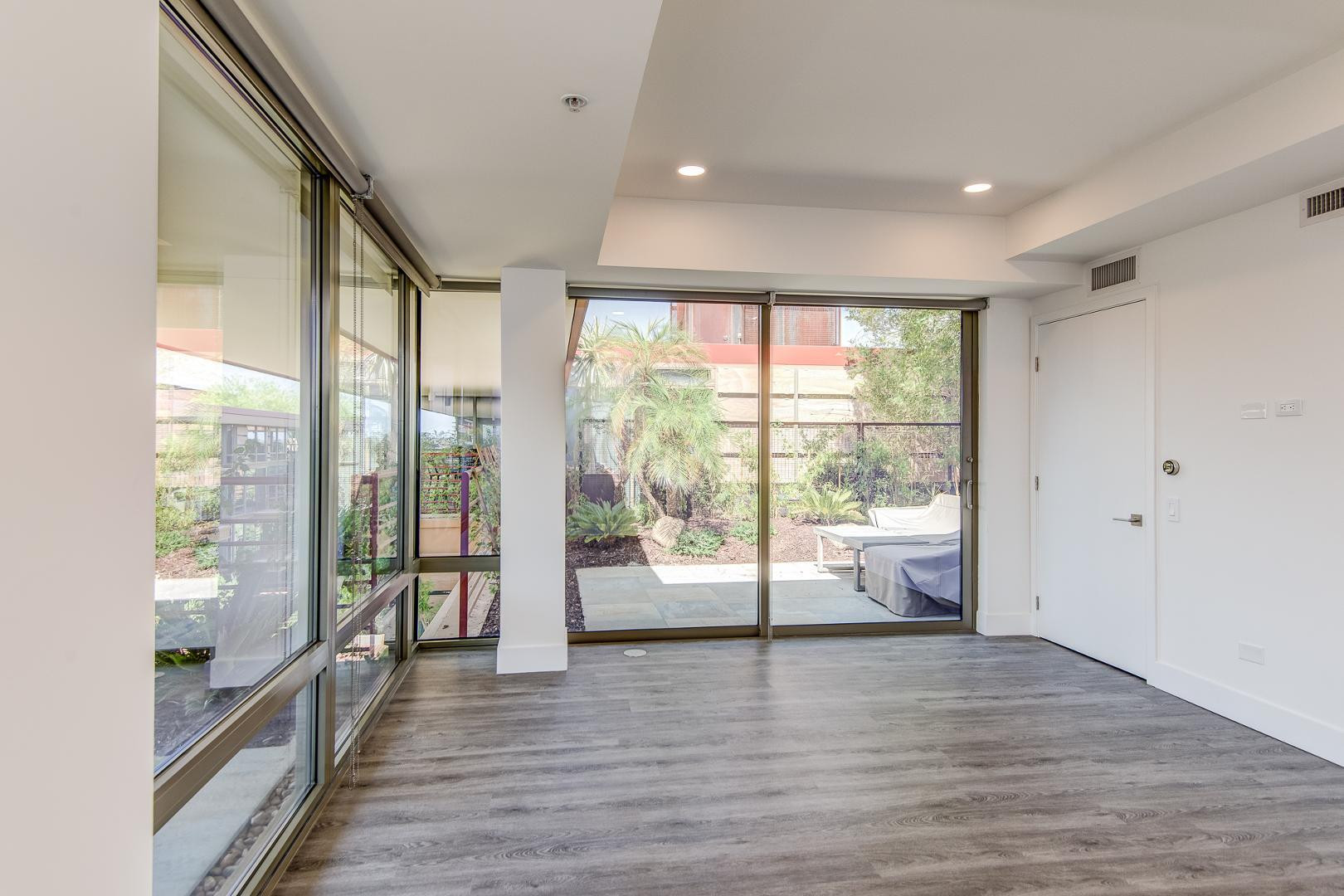 7137 E Rancho Vista Drive Unit 7008