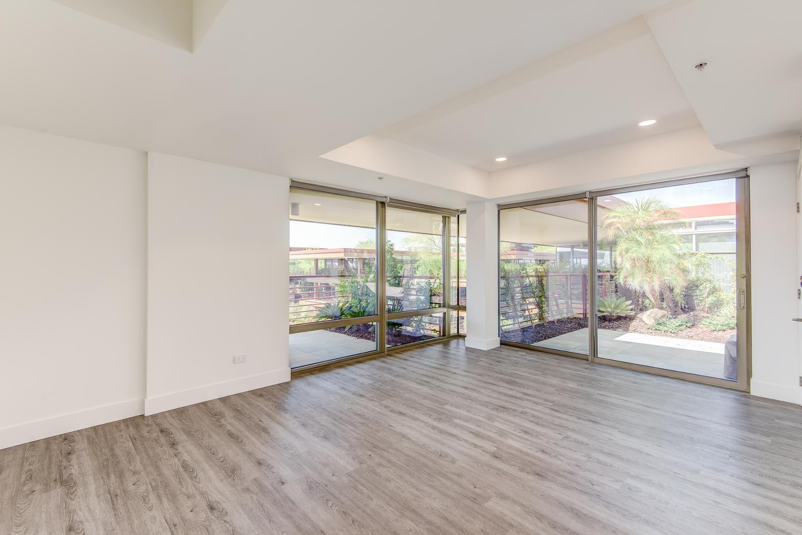 7137 E Rancho Vista Drive Unit 7008