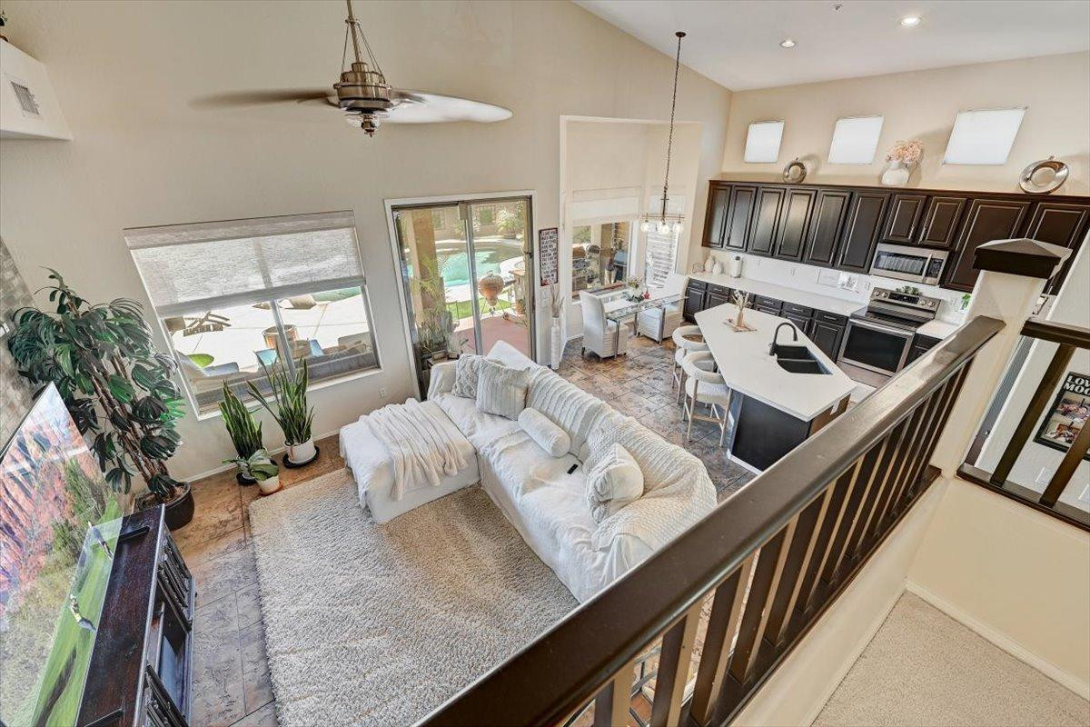 7723 E Phantom Way