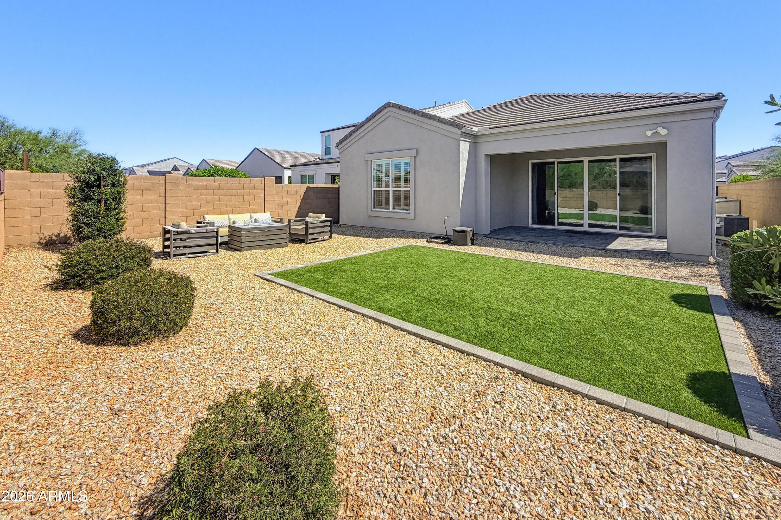 2120 E PARK VIEW Lane