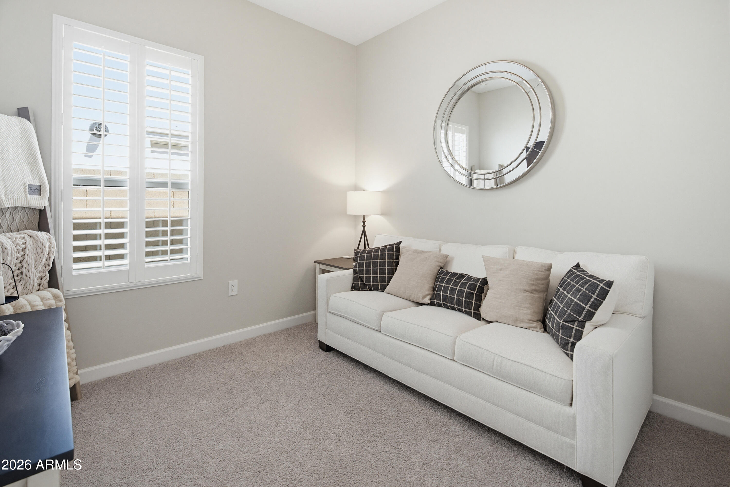 2120 E PARK VIEW Lane