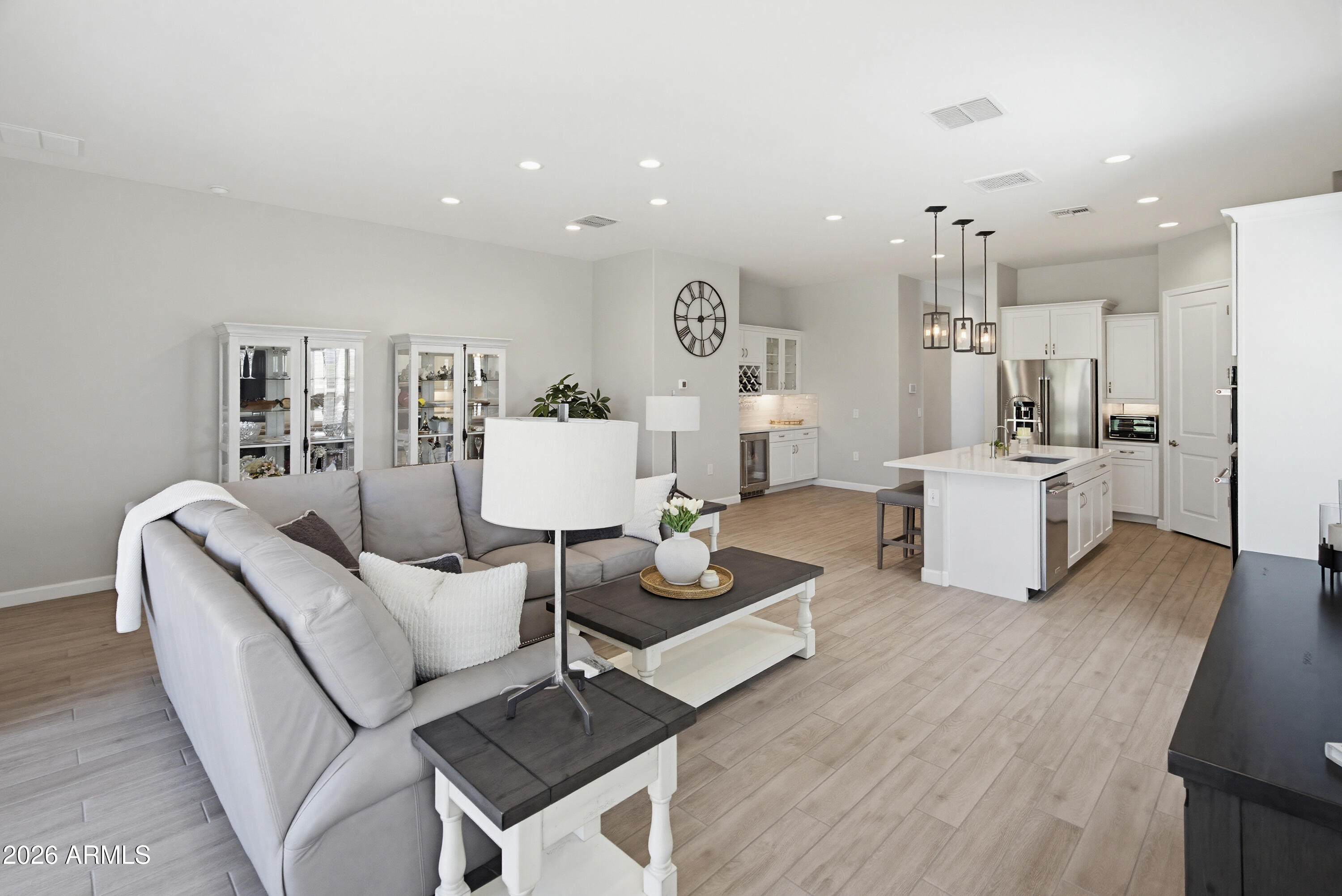 2120 E PARK VIEW Lane