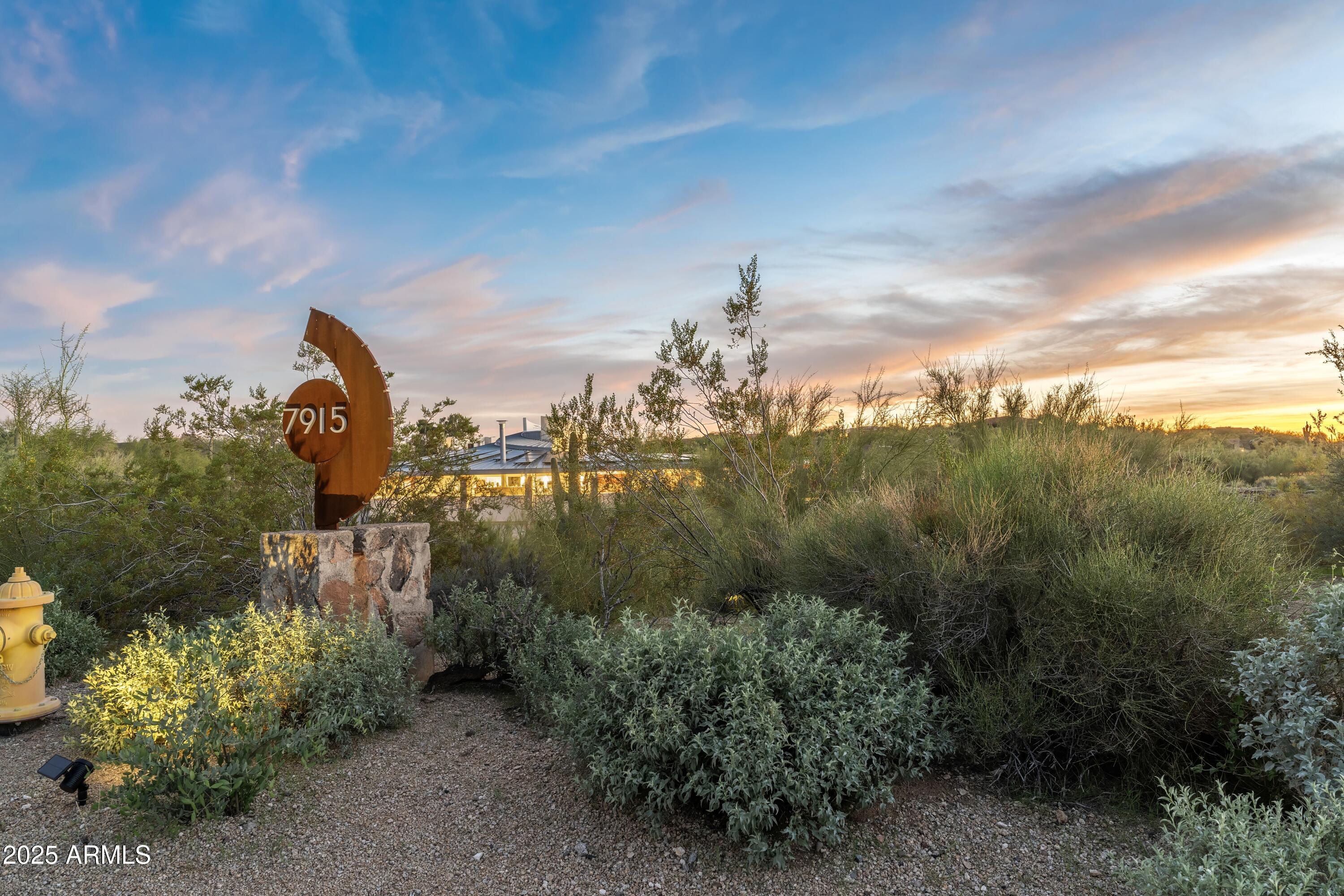 7915 E PRIMROSE Path