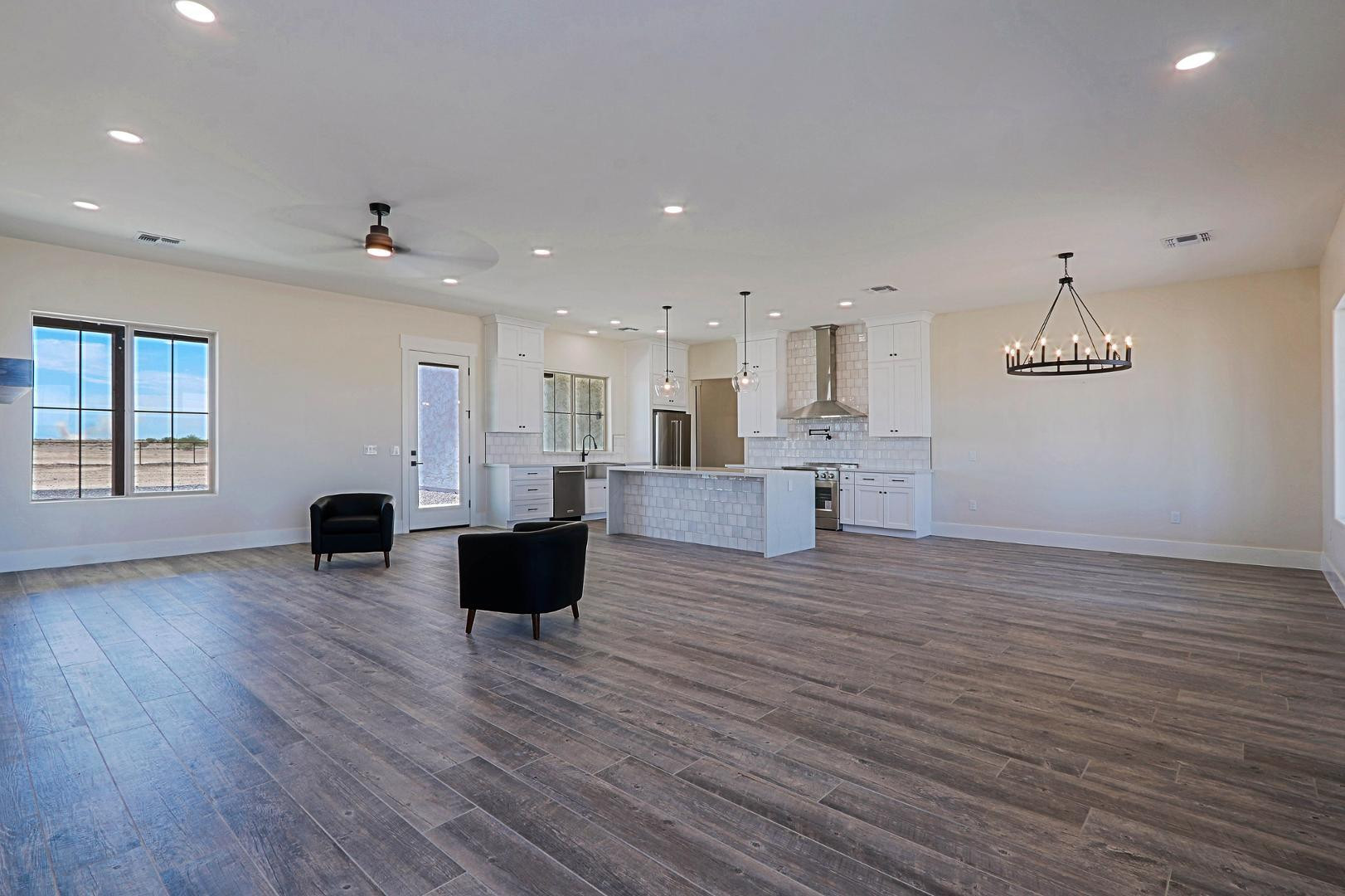 2351 E Cana Lane