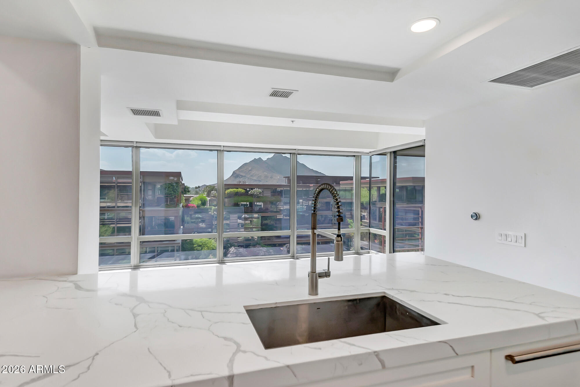 7137 E RANCHO VISTA Drive 7008