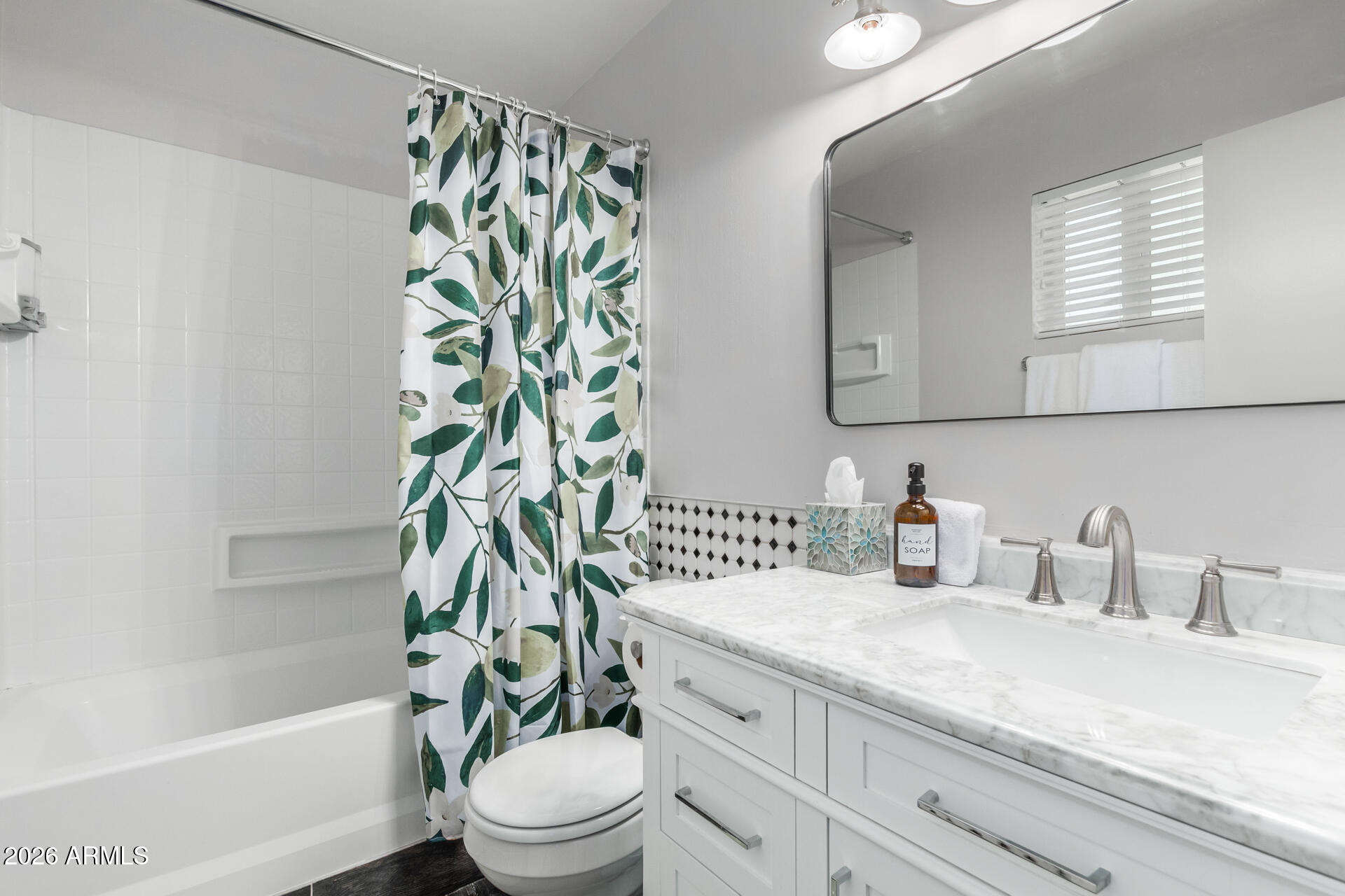 21 E ALAMEDA Drive