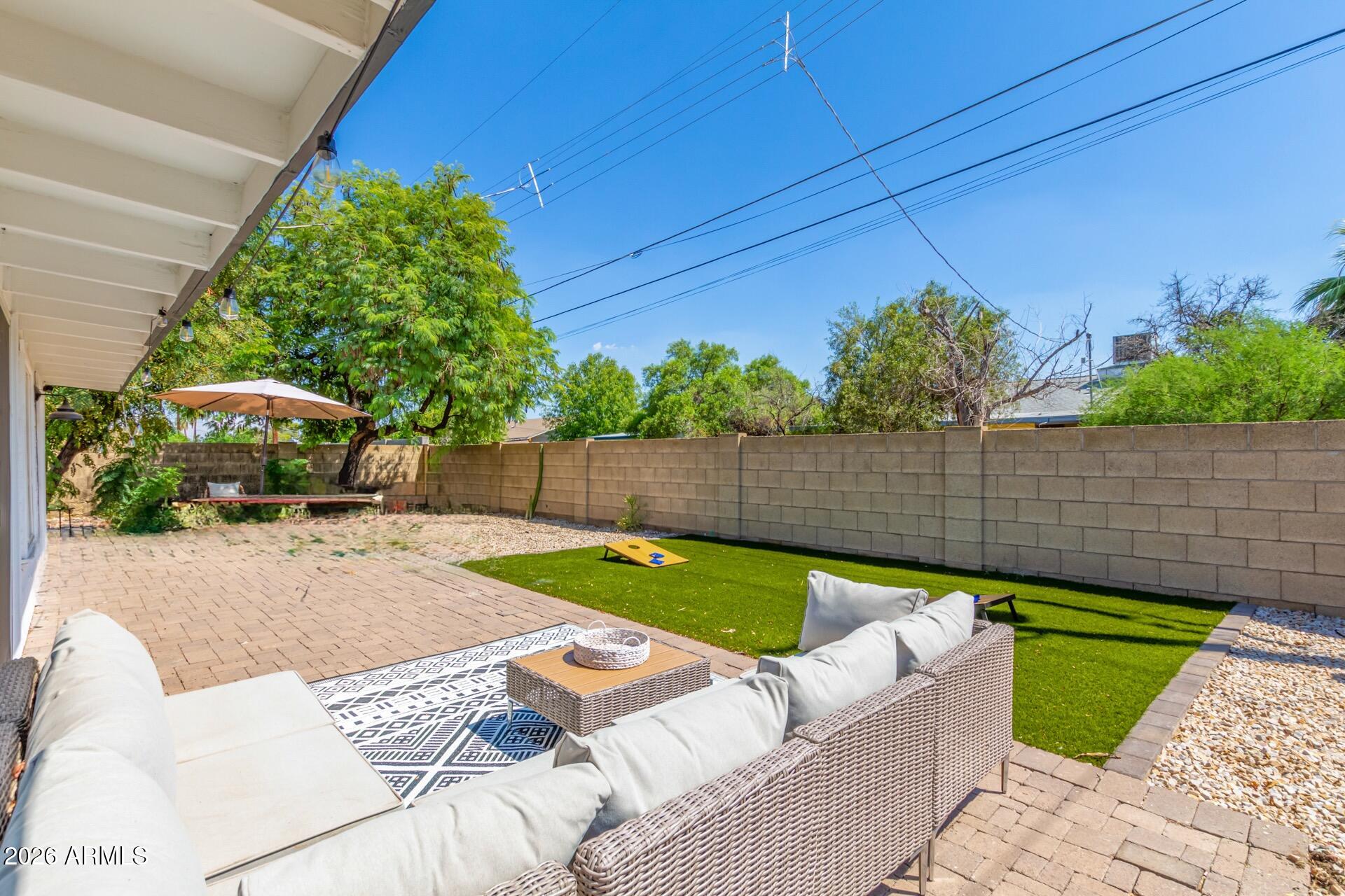 21 E ALAMEDA Drive
