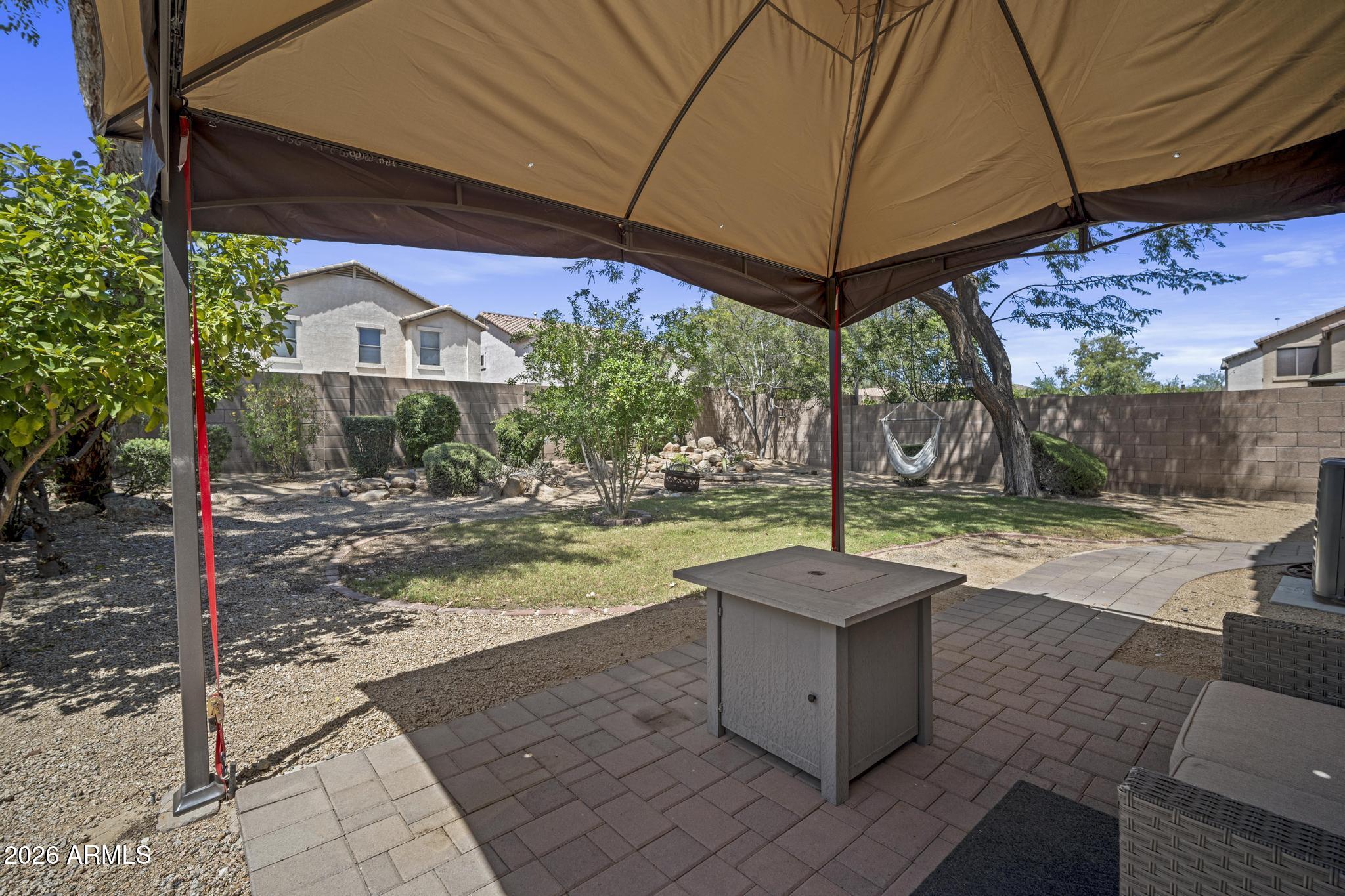 2520 W OBERLIN Way