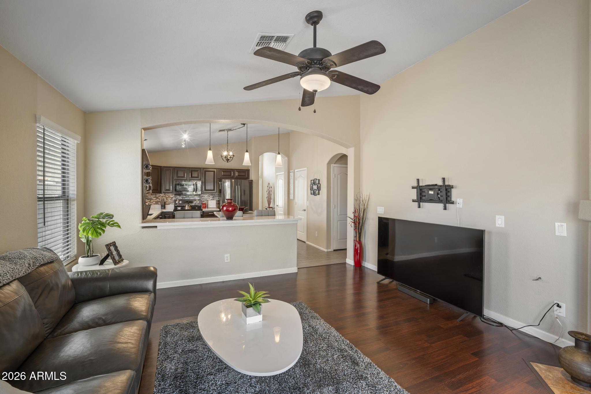 2520 W OBERLIN Way