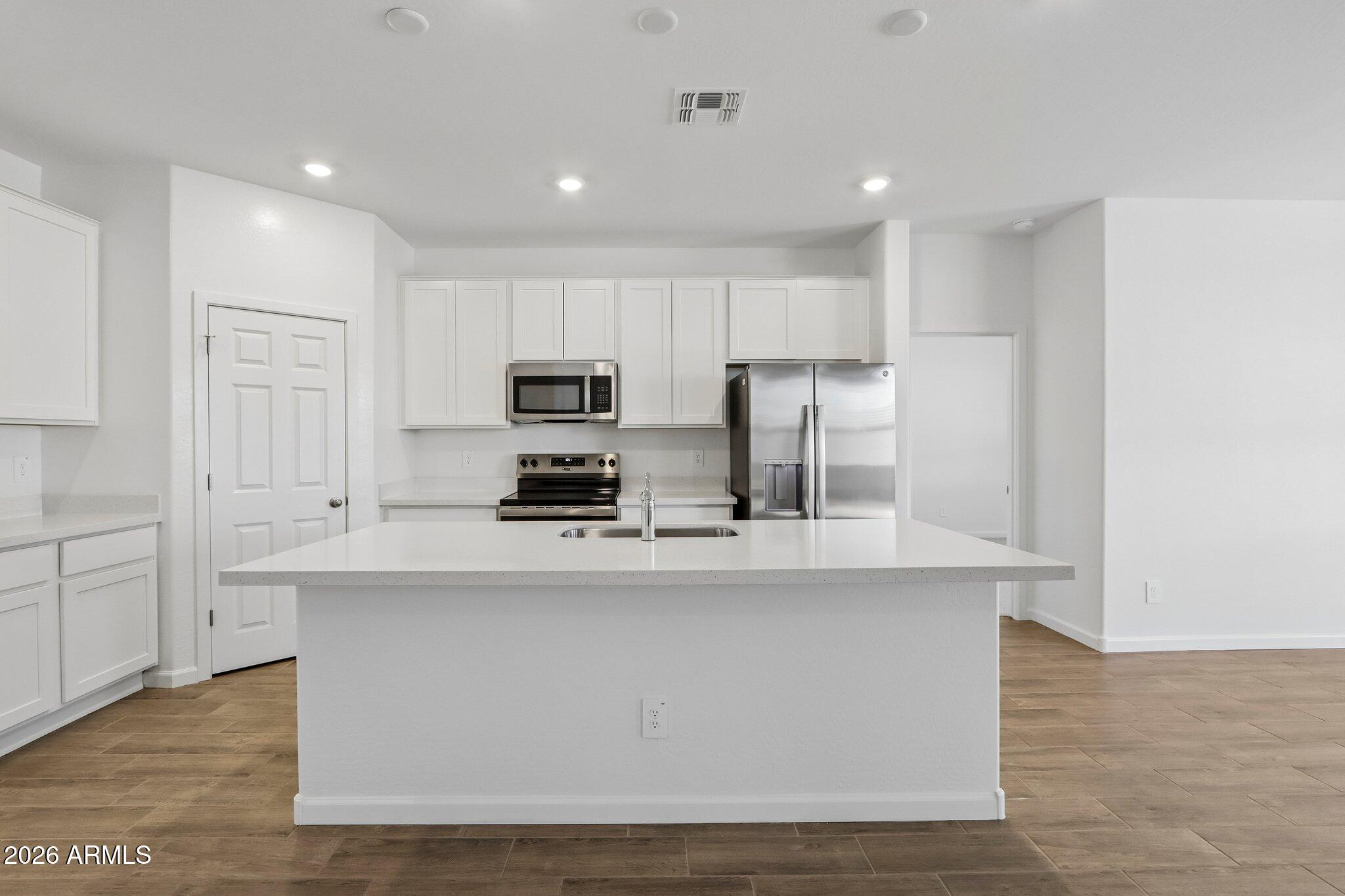 9638 W GABY Road