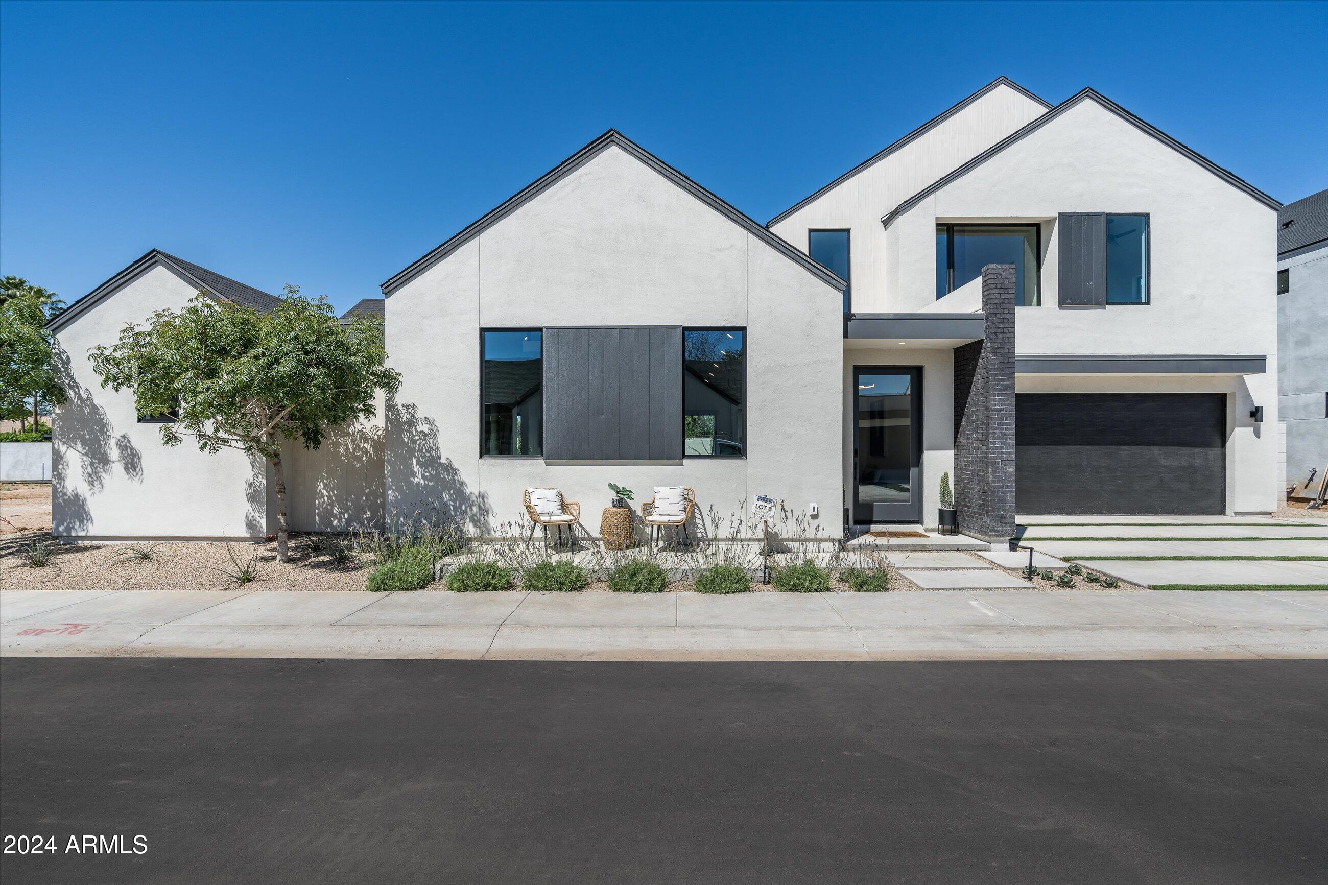 6324 N 10TH Drive
