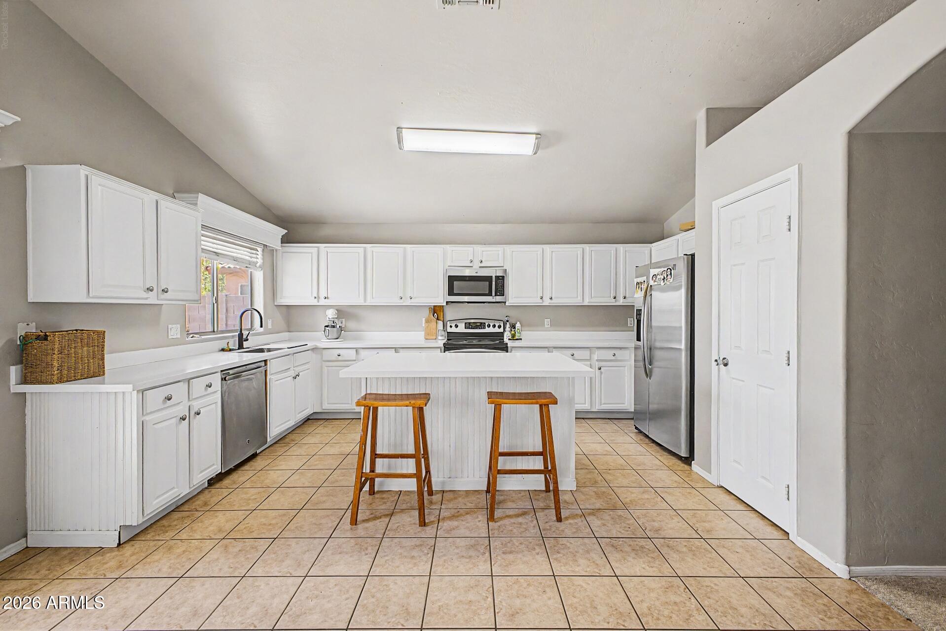 517 N 105TH Place