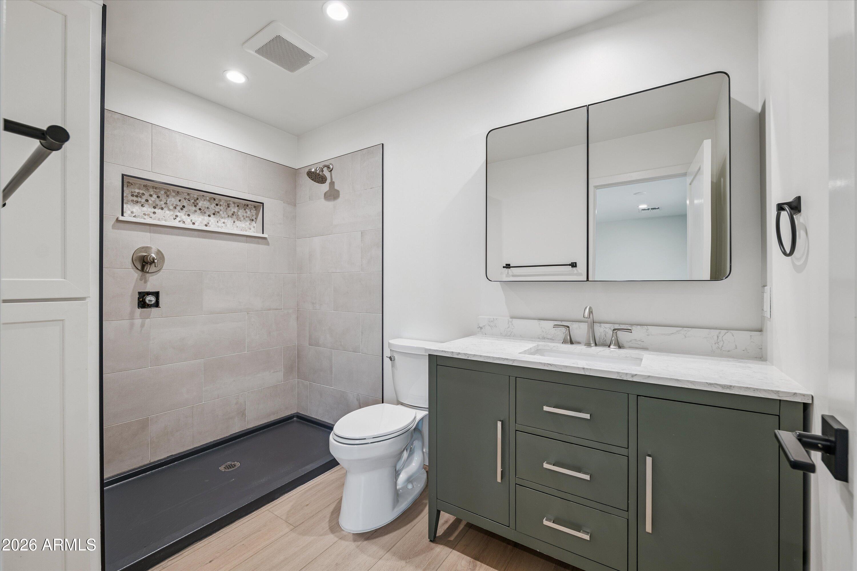 1726 N 74TH Place
