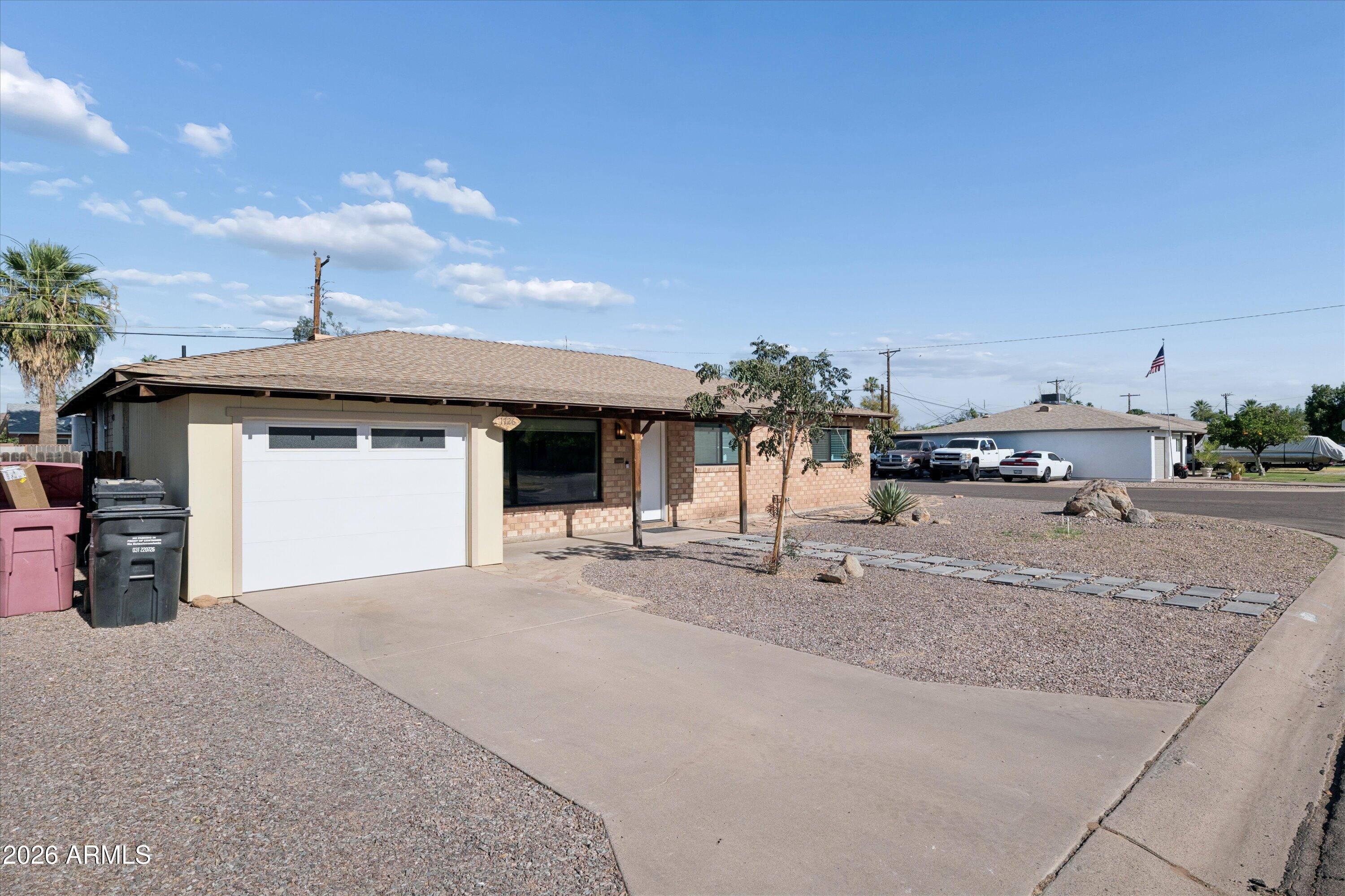 1726 N 74TH Place