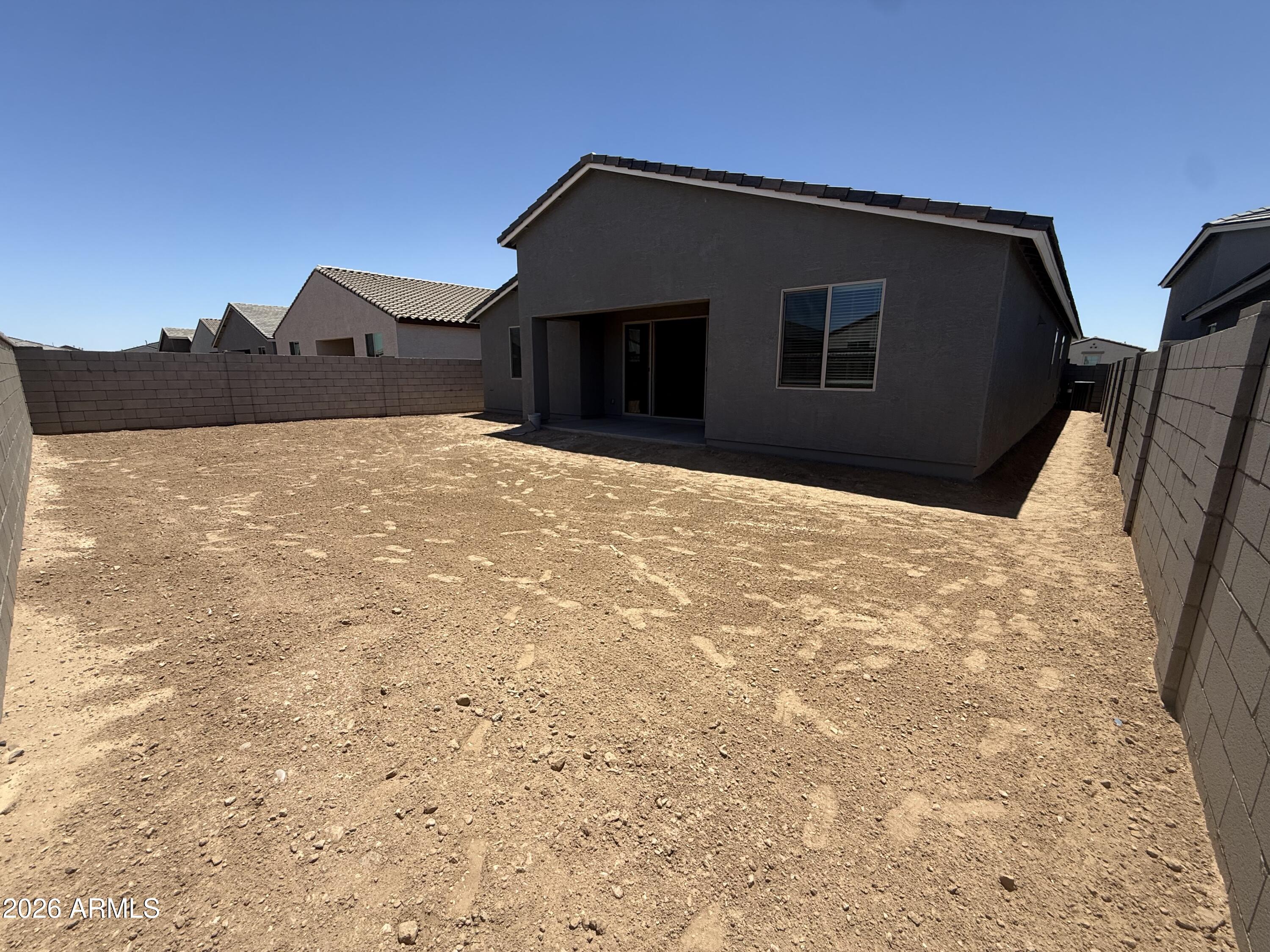 2638 E HOMESTEADER Road