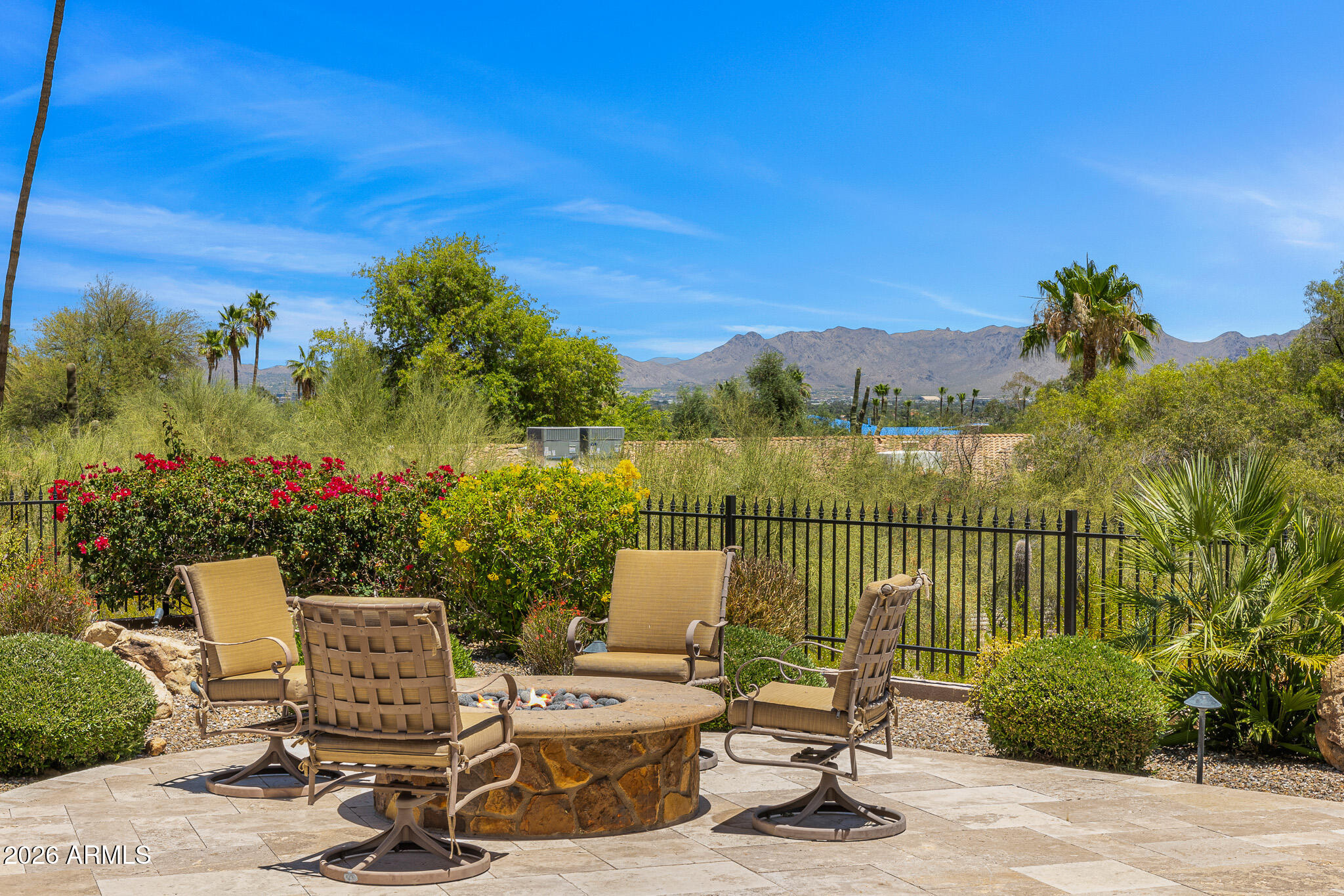 4602 E MOCKINGBIRD Lane