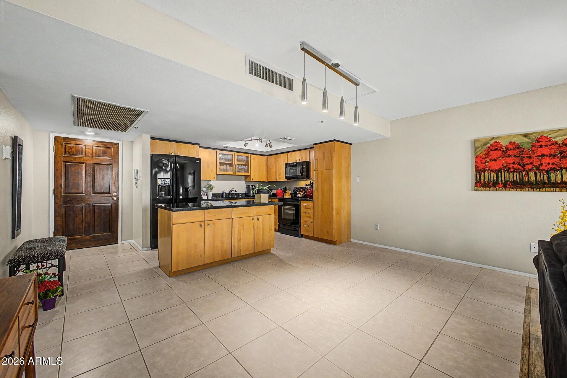 7860 E CAMELBACK Road 309