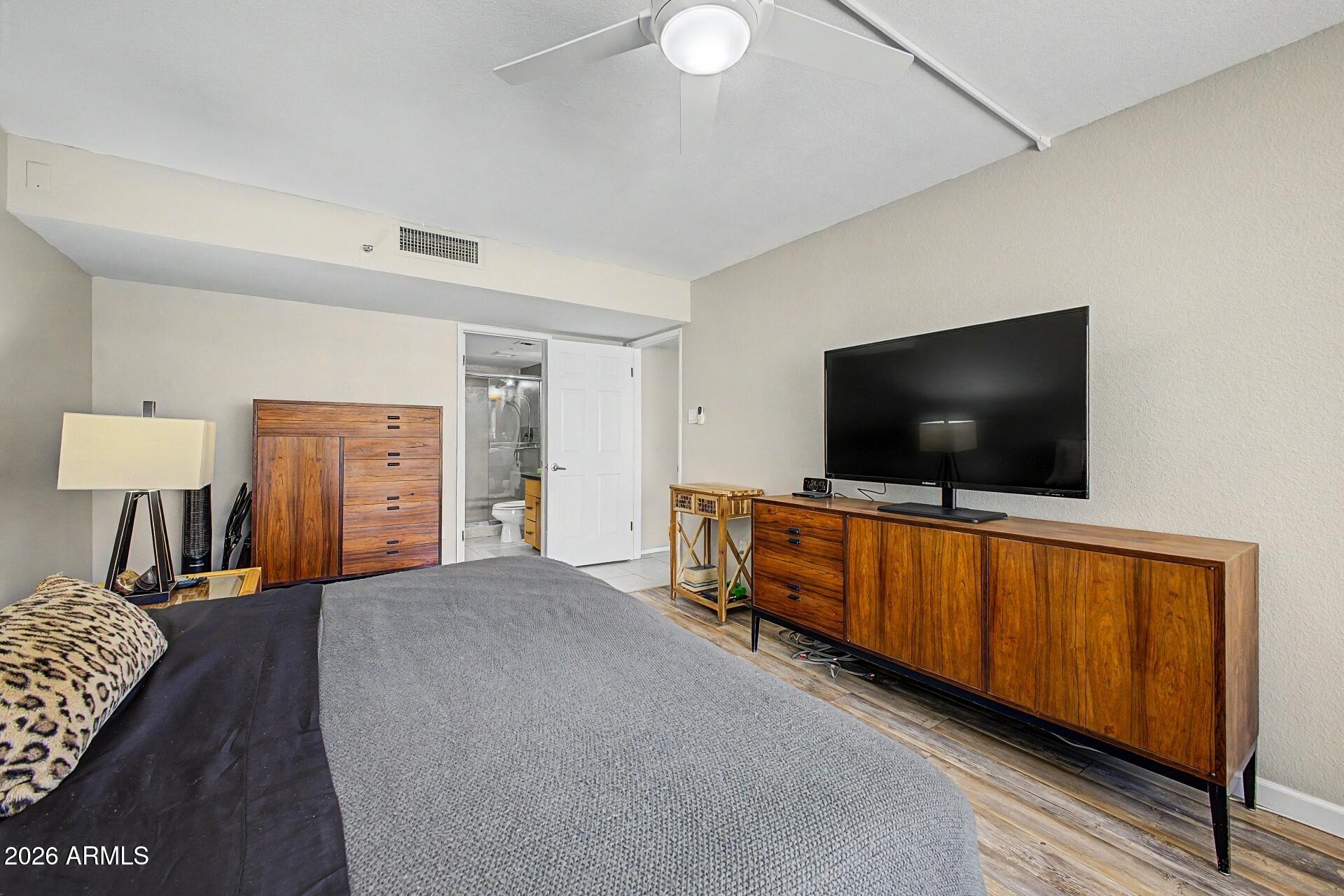 7860 E CAMELBACK Road 309
