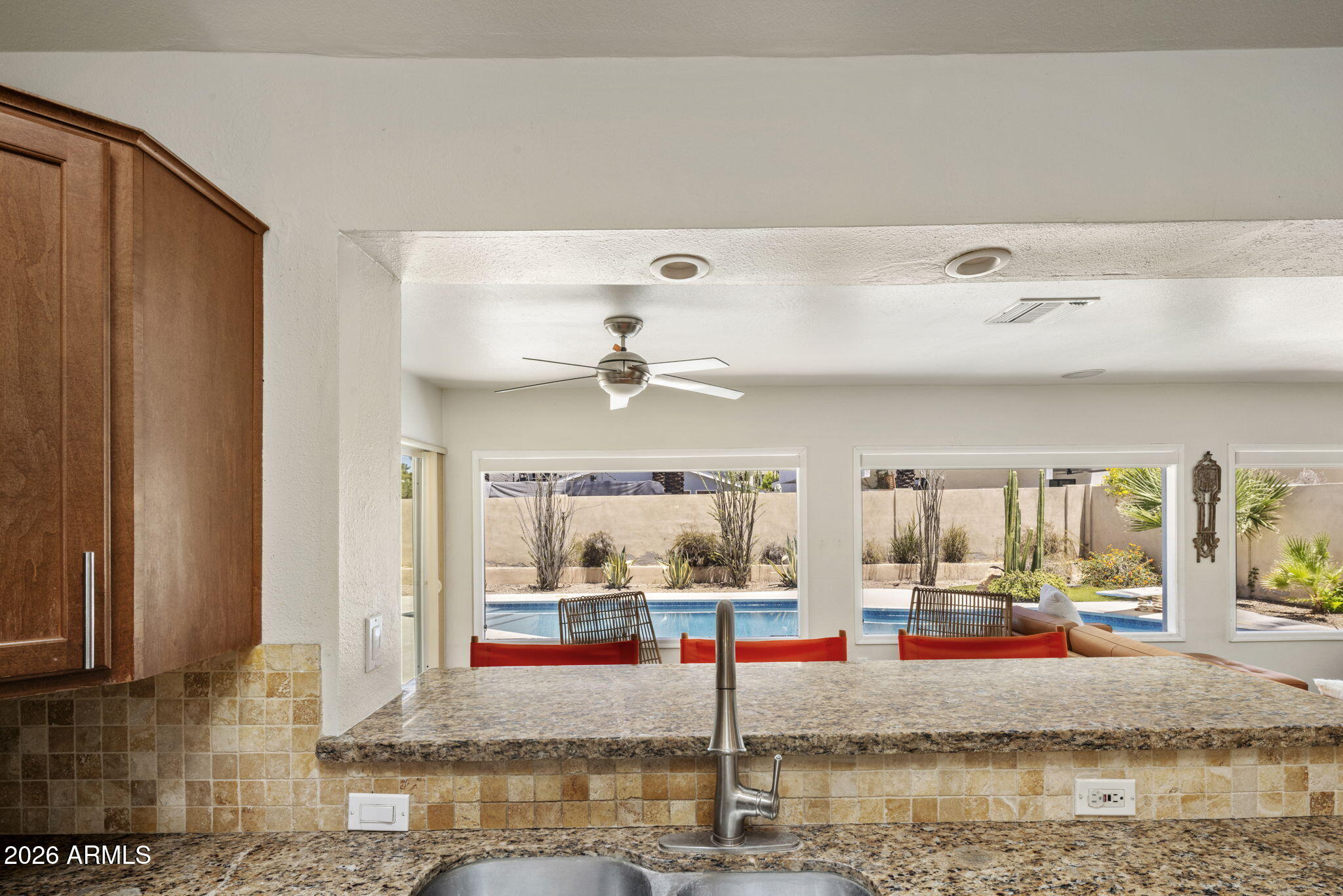 4312 E SELLS Drive