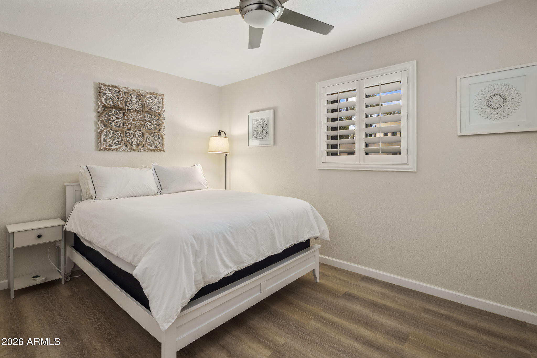 4312 E SELLS Drive