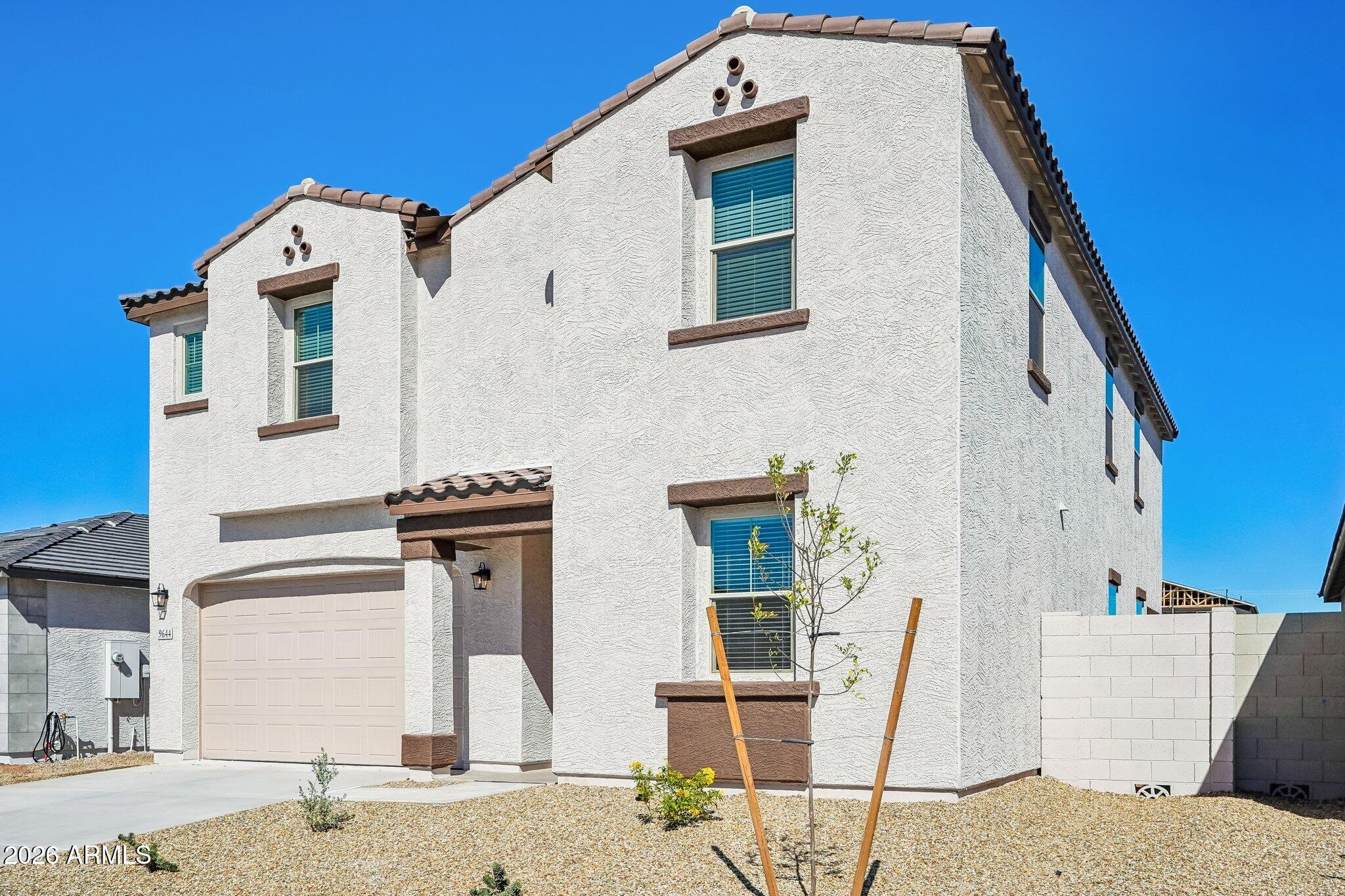 9644 W TAMARISK Avenue
