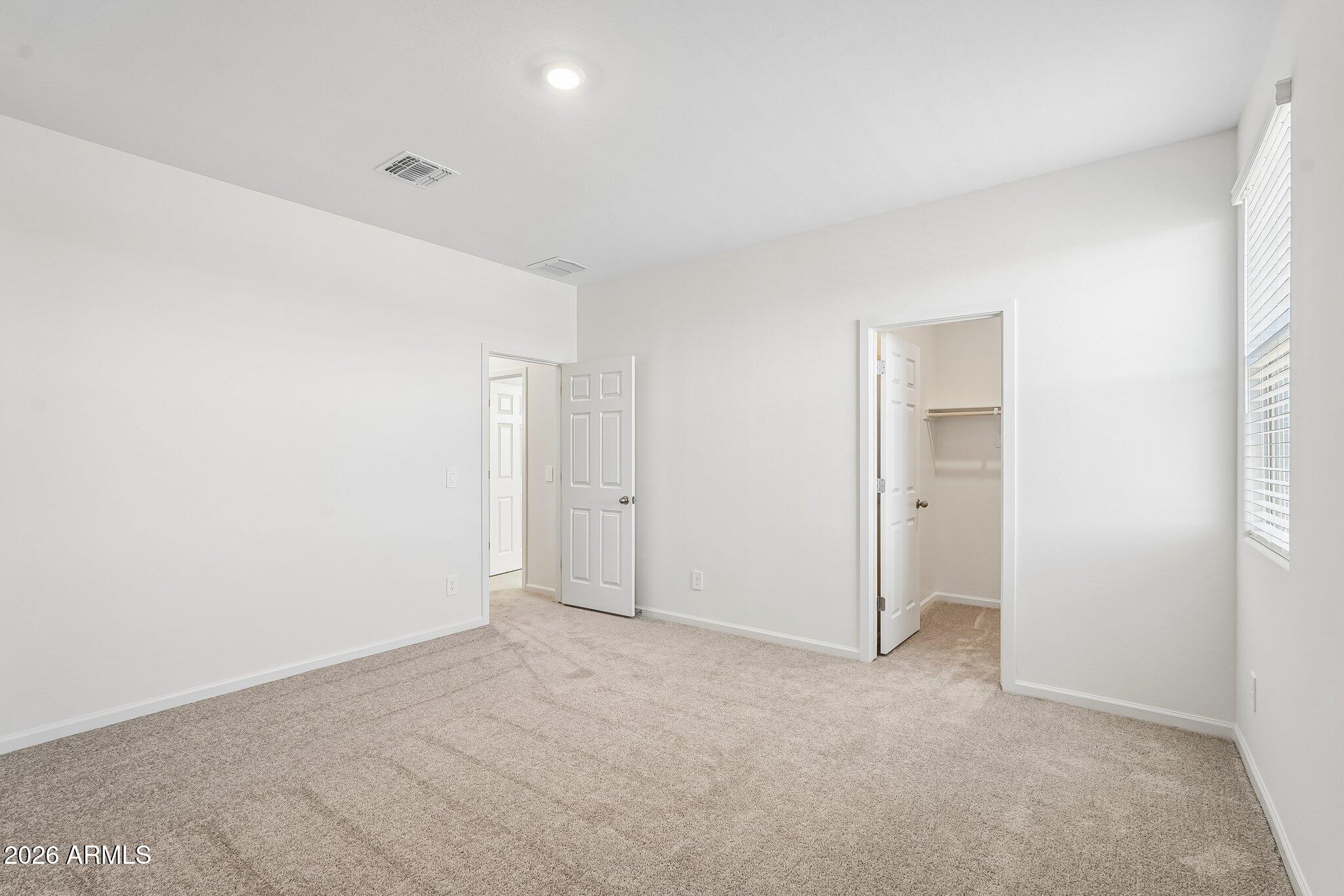 9644 W TAMARISK Avenue