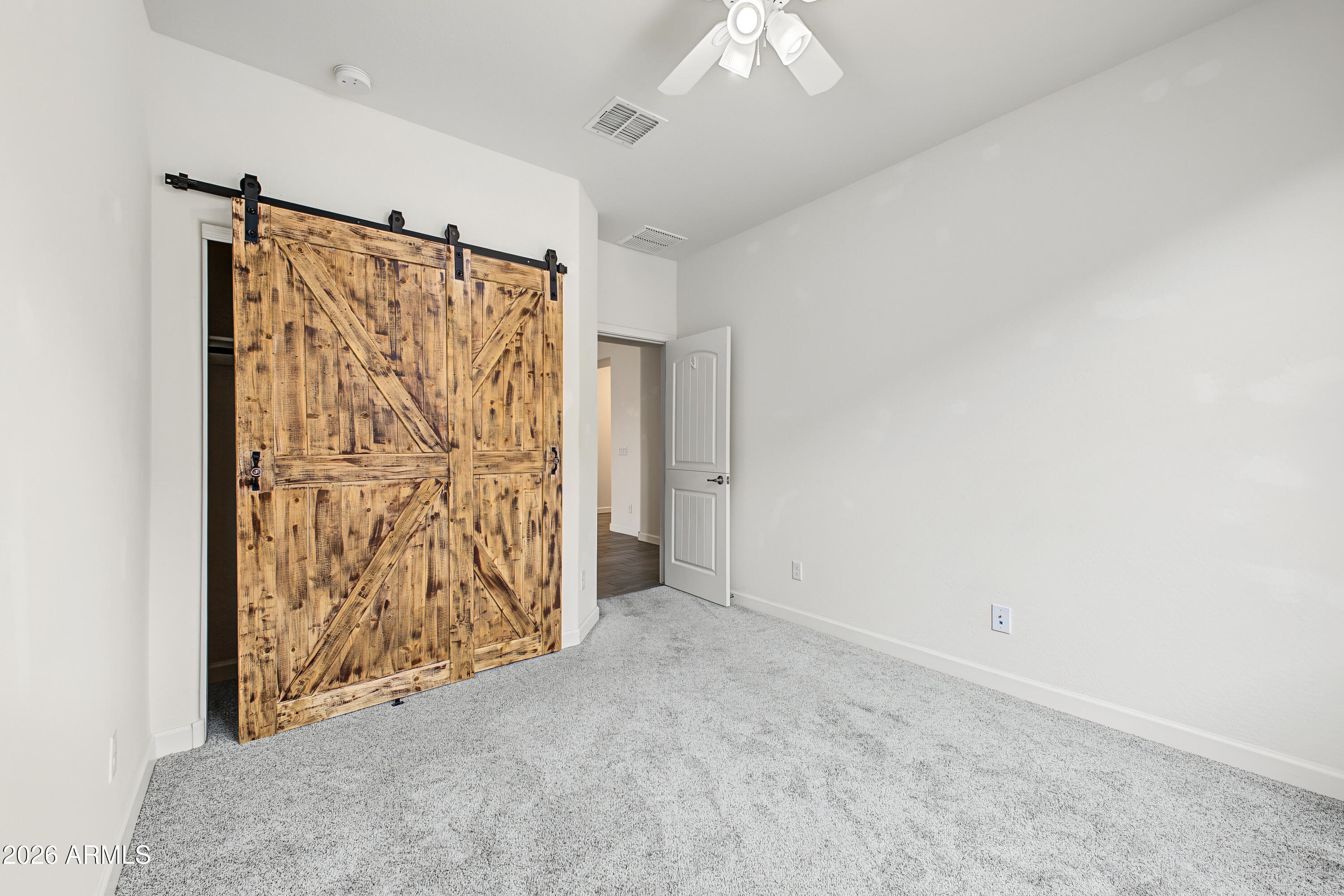 4105 E HOOT OWL Trail