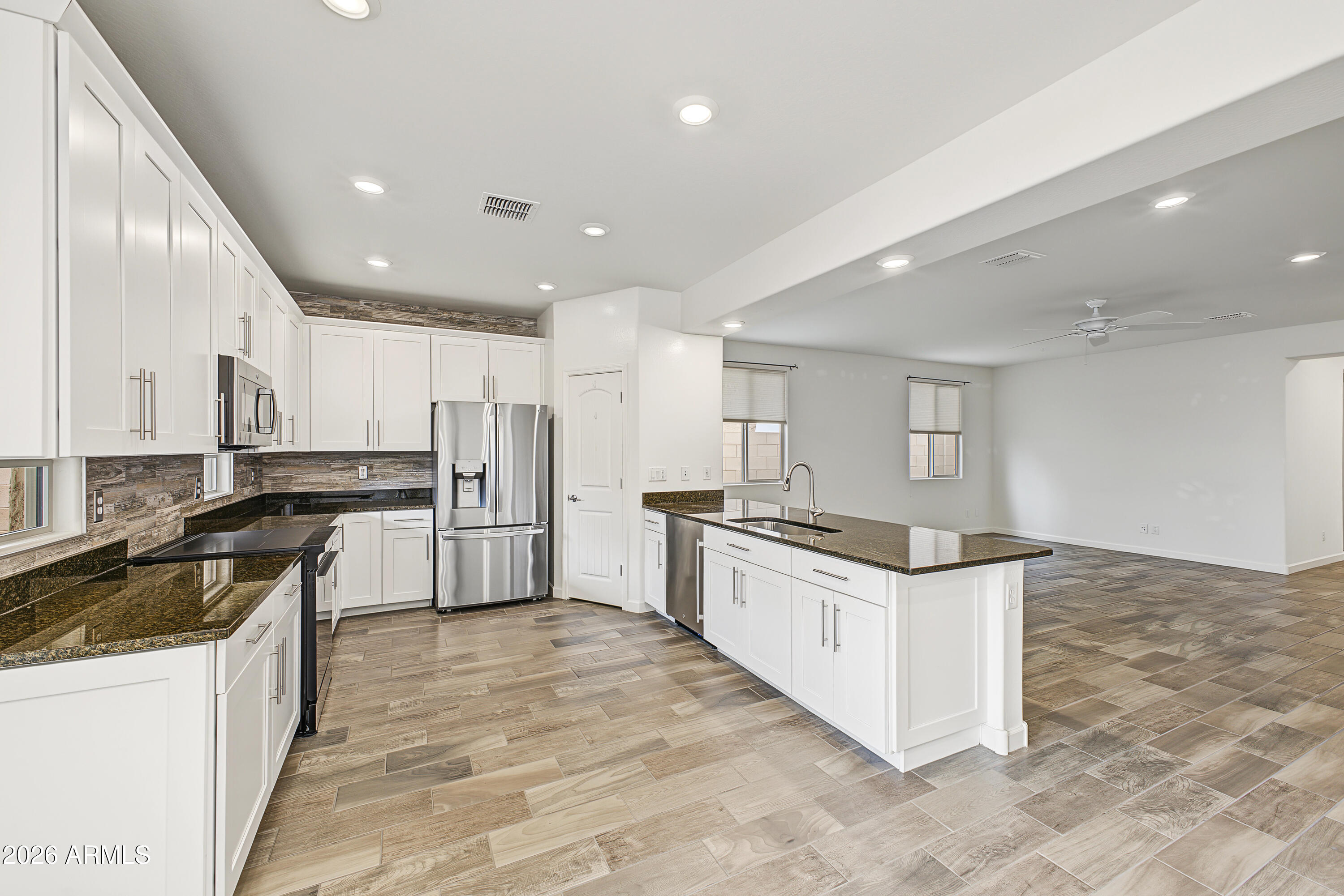 4105 E HOOT OWL Trail