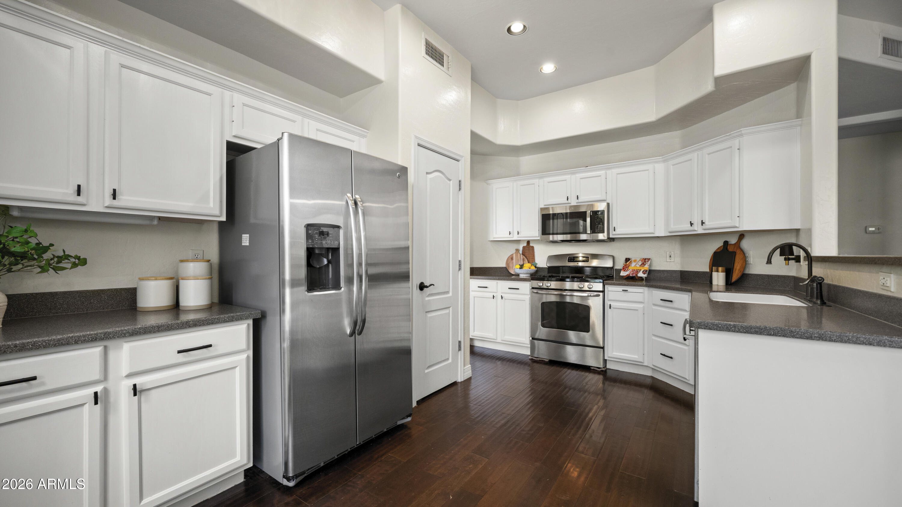3055 N RED Mountain 113