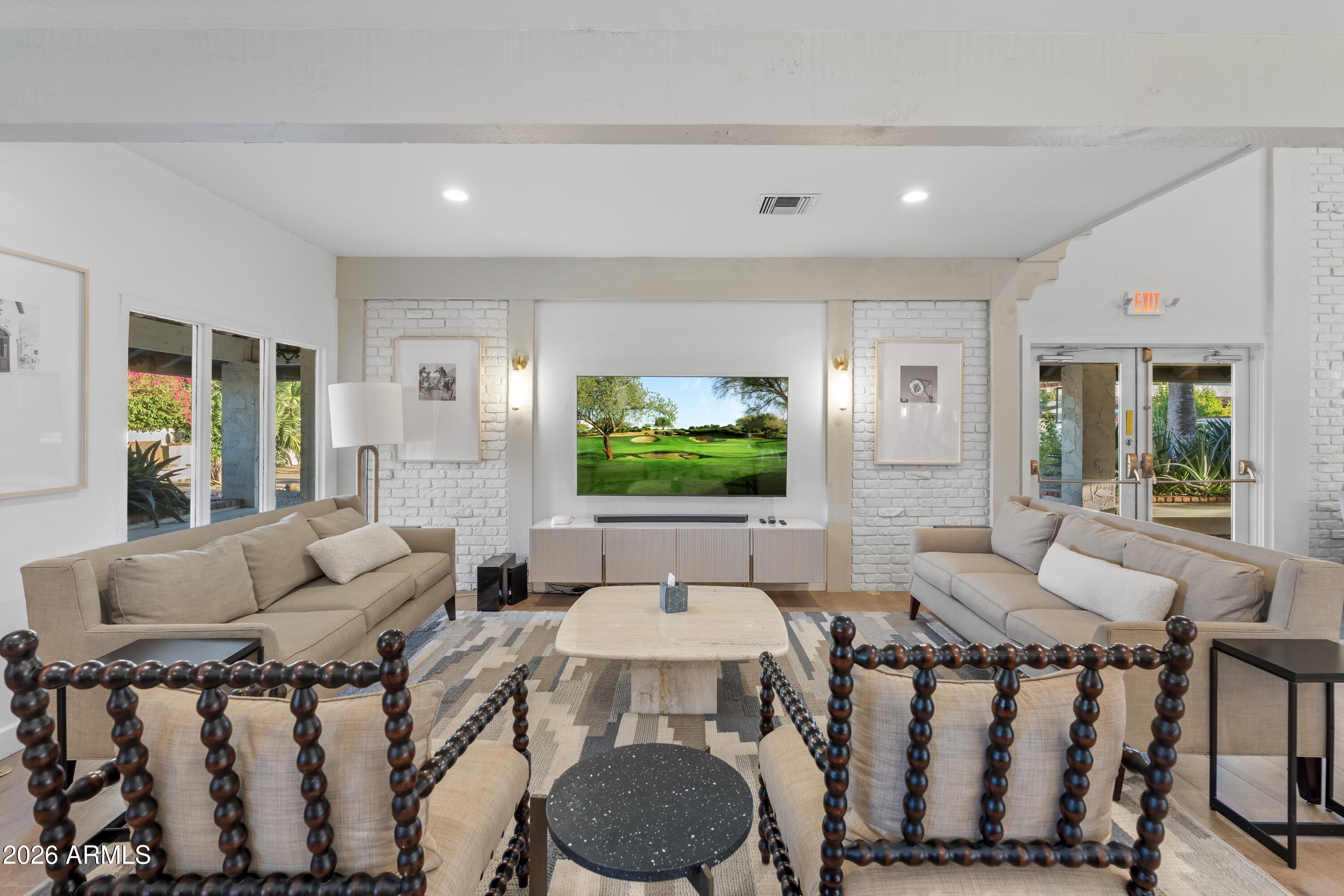 5762 N Scottsdale Road