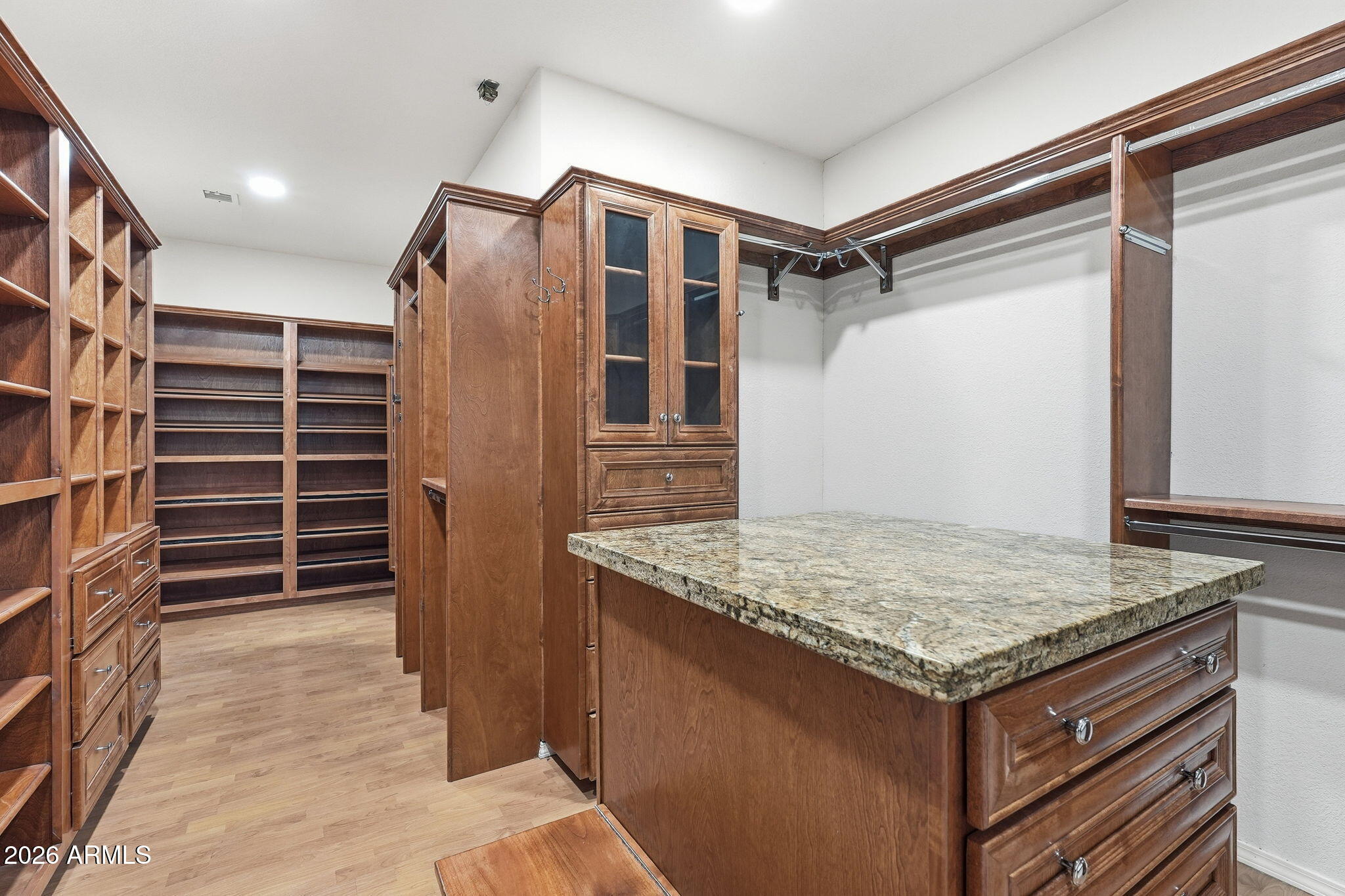 1155 W LAREDO Avenue