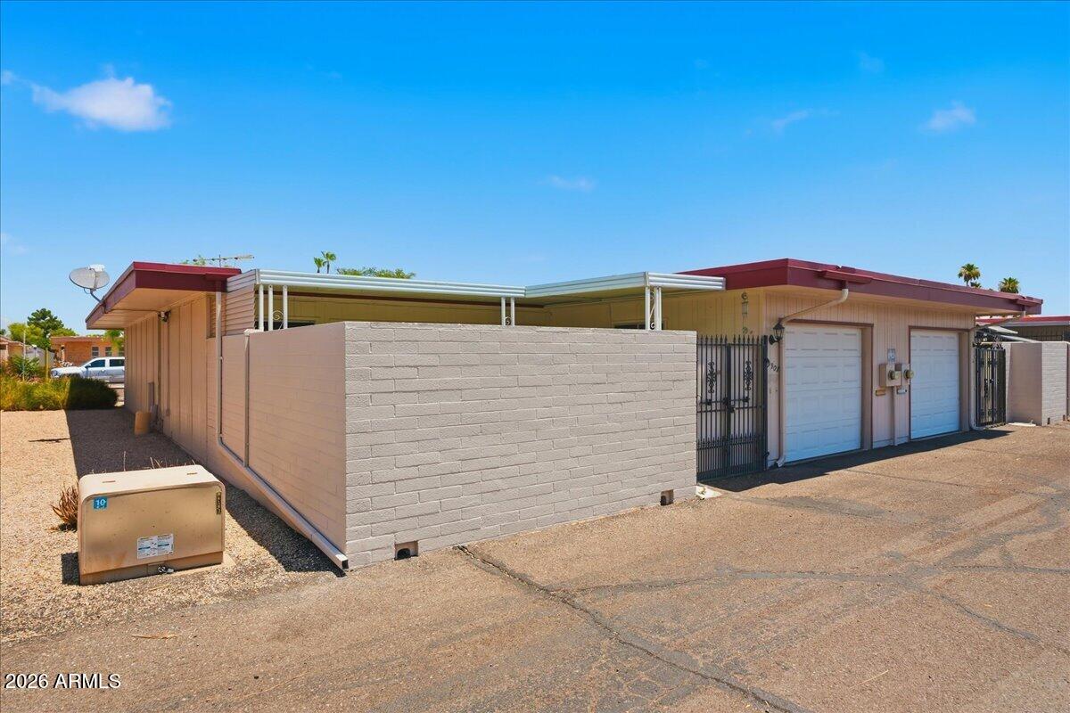 9907 W CEDAR Drive
