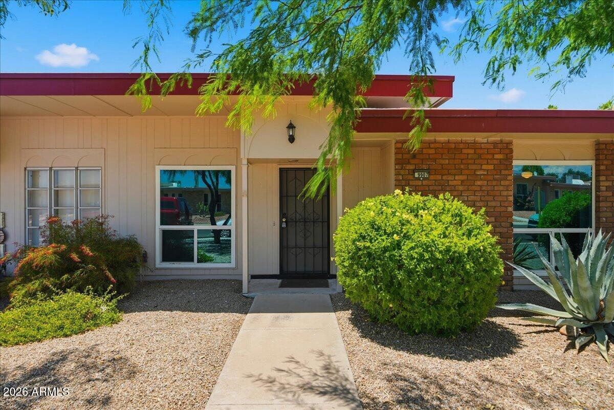 9907 W CEDAR Drive