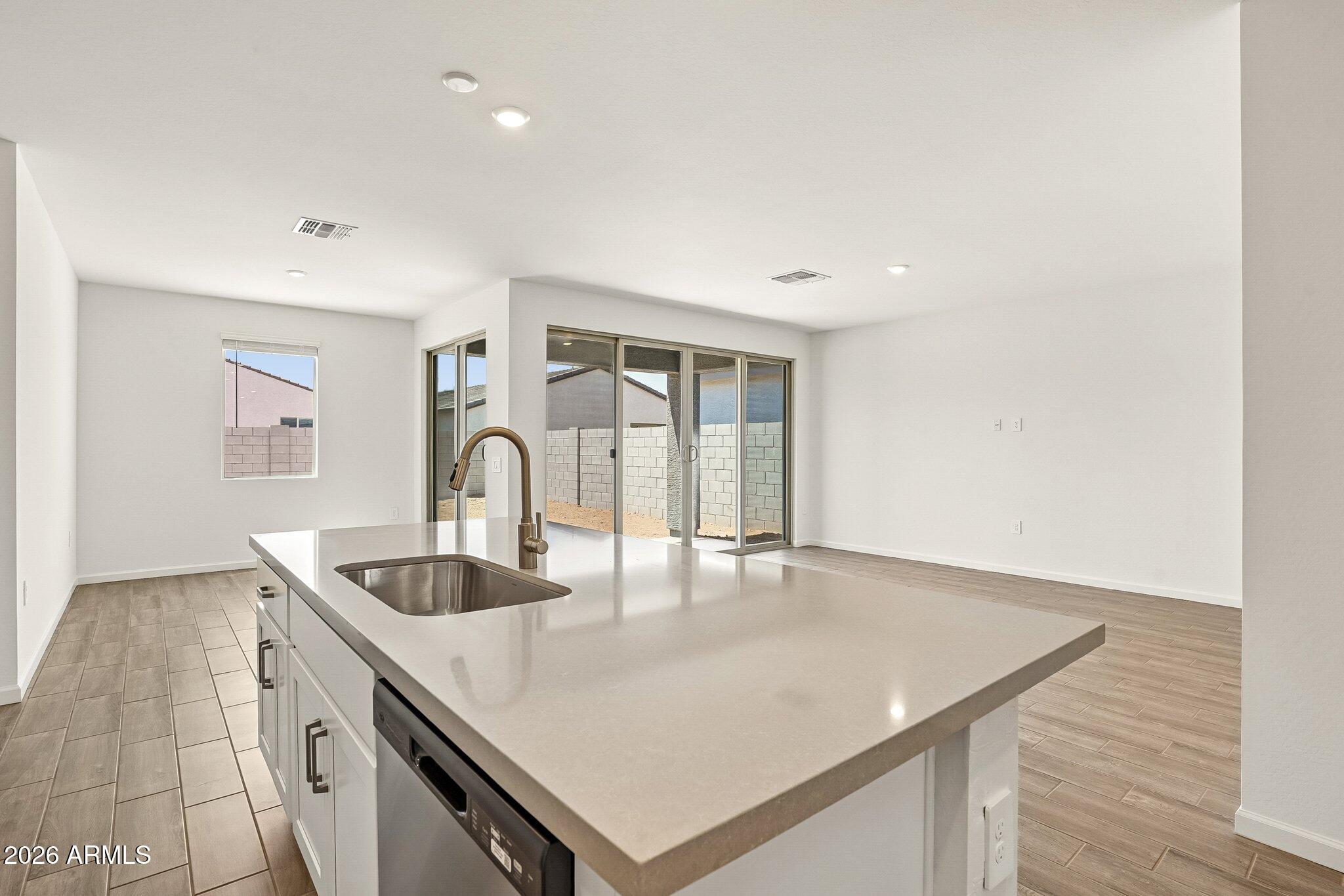 46939 W Dry Gulch Road