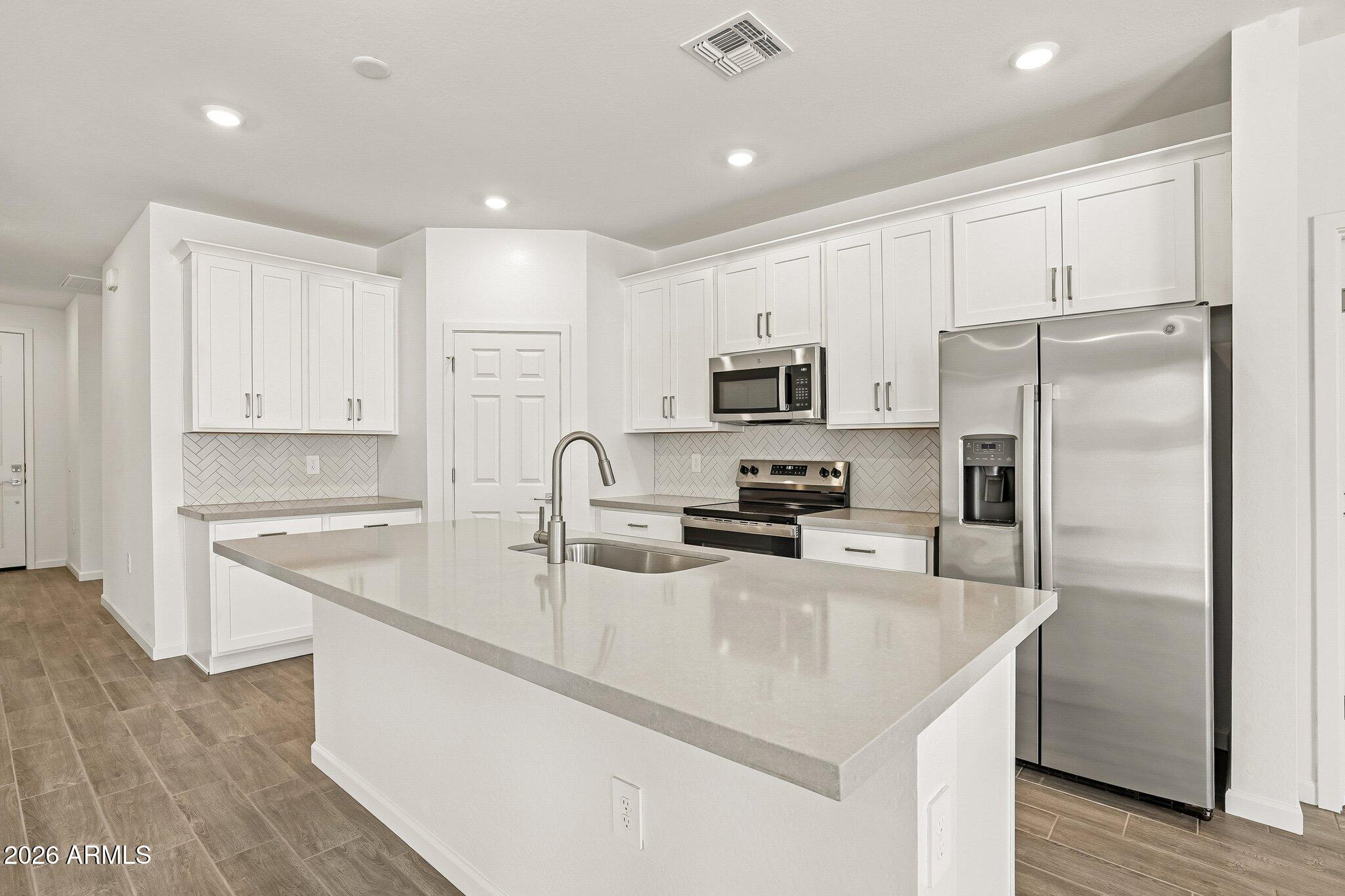 46939 W Dry Gulch Road