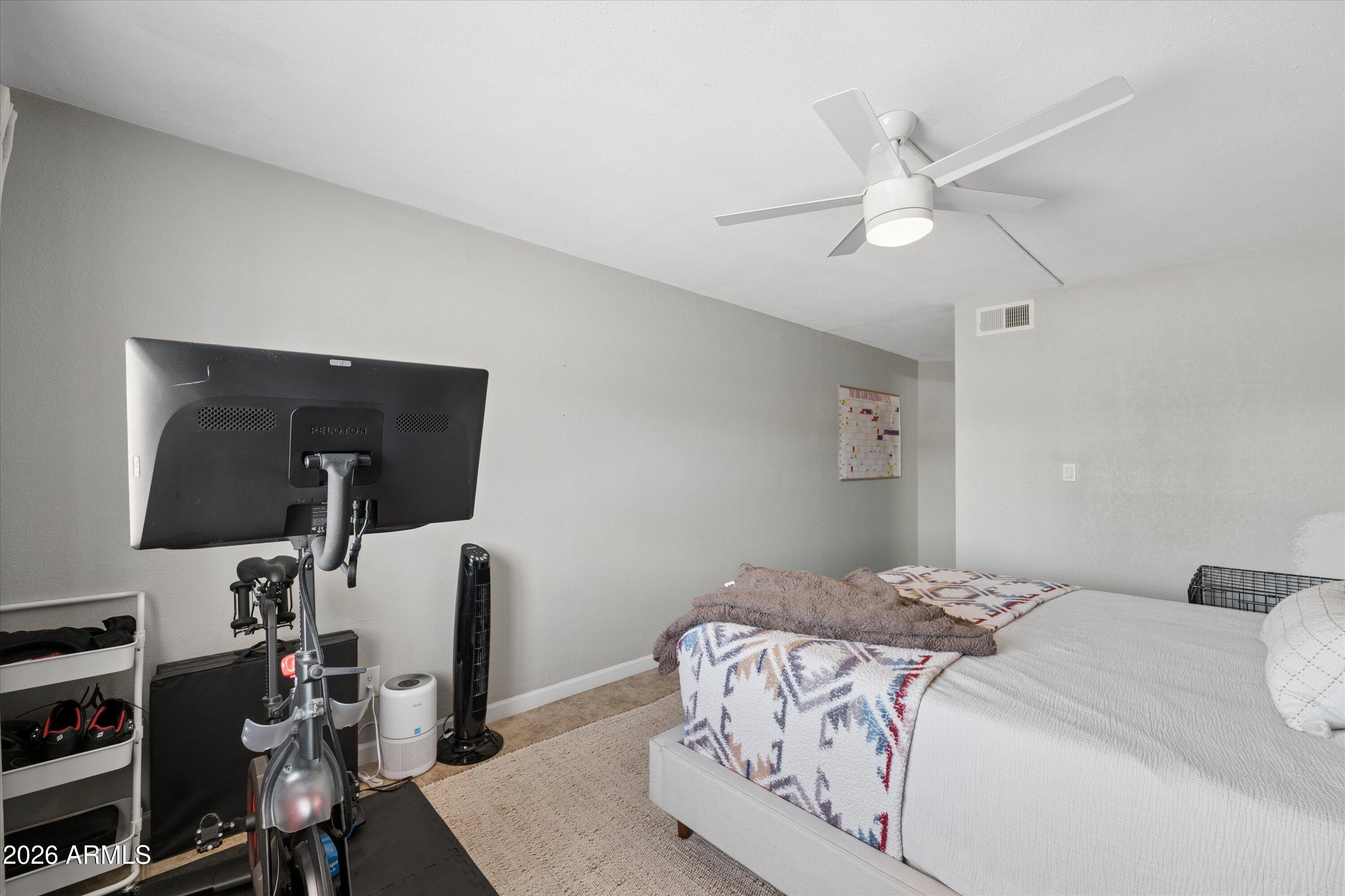 3825 E CAMELBACK Road E 186
