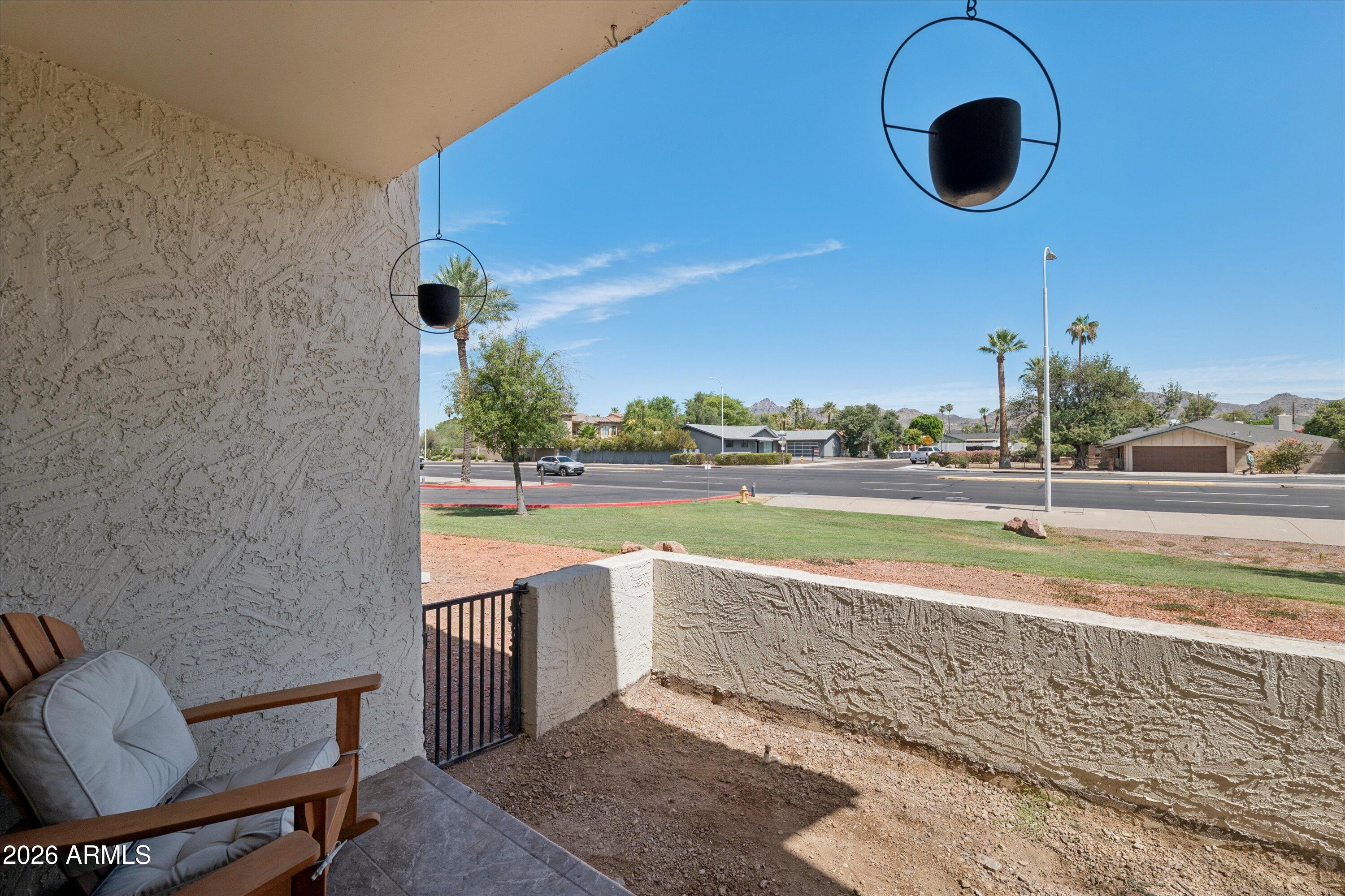 3825 E CAMELBACK Road E 186