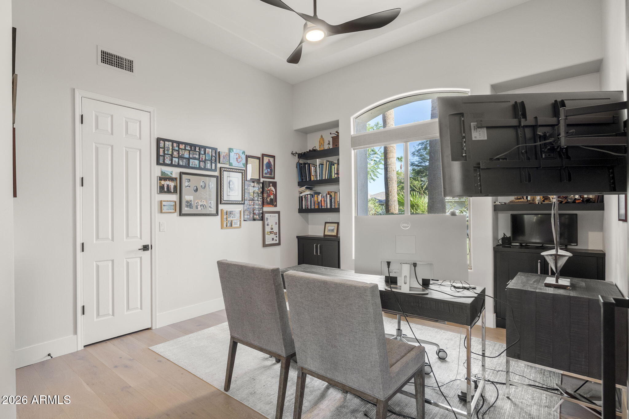 2656 E Taurus Place