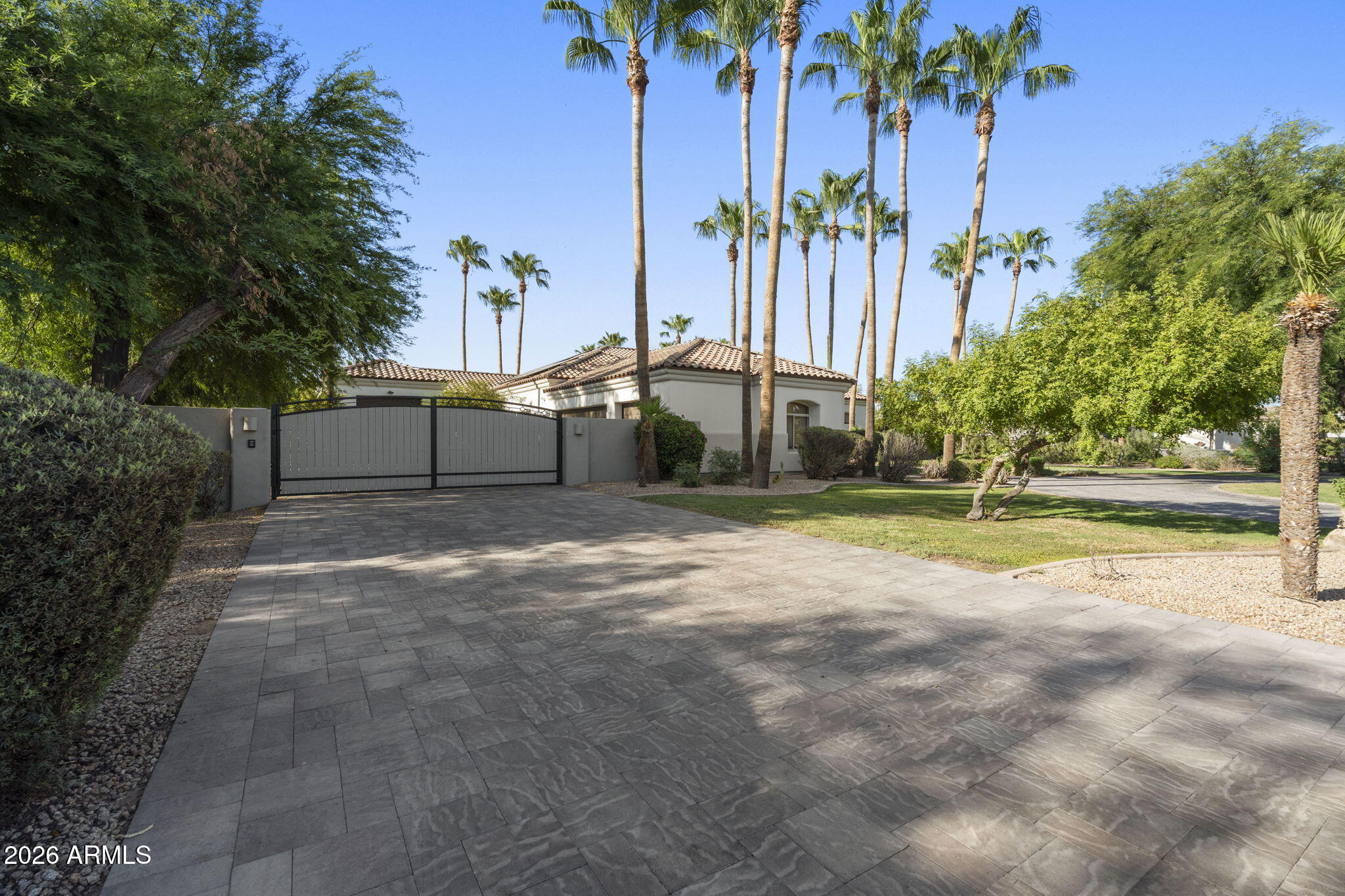 2656 E Taurus Place