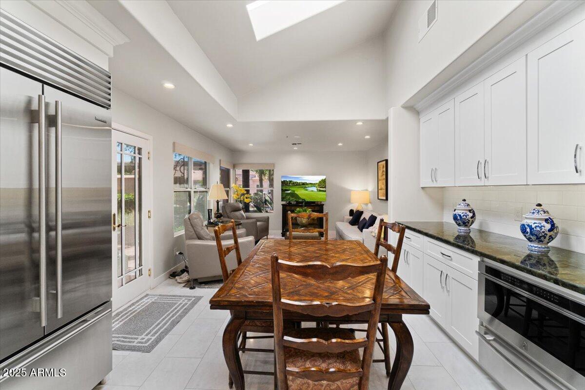 7799 E OAKSHORE Drive