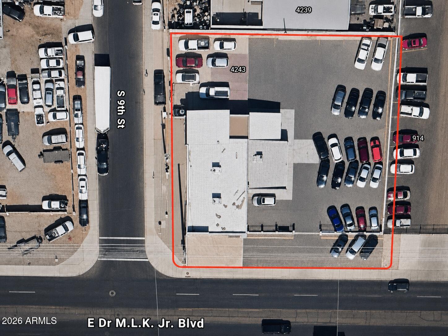 906 E Broadway Road