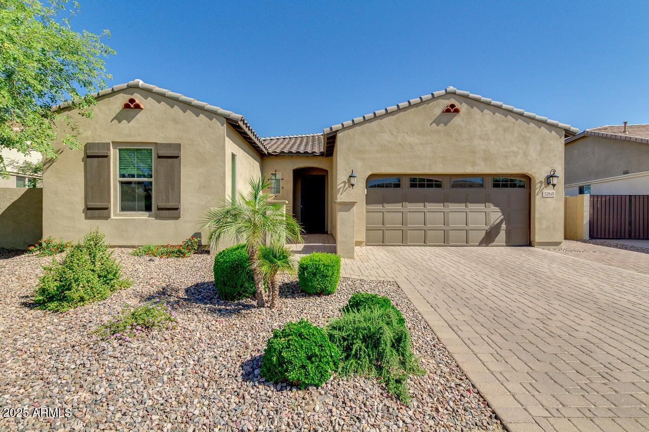 3268 E CREOSOTE Lane