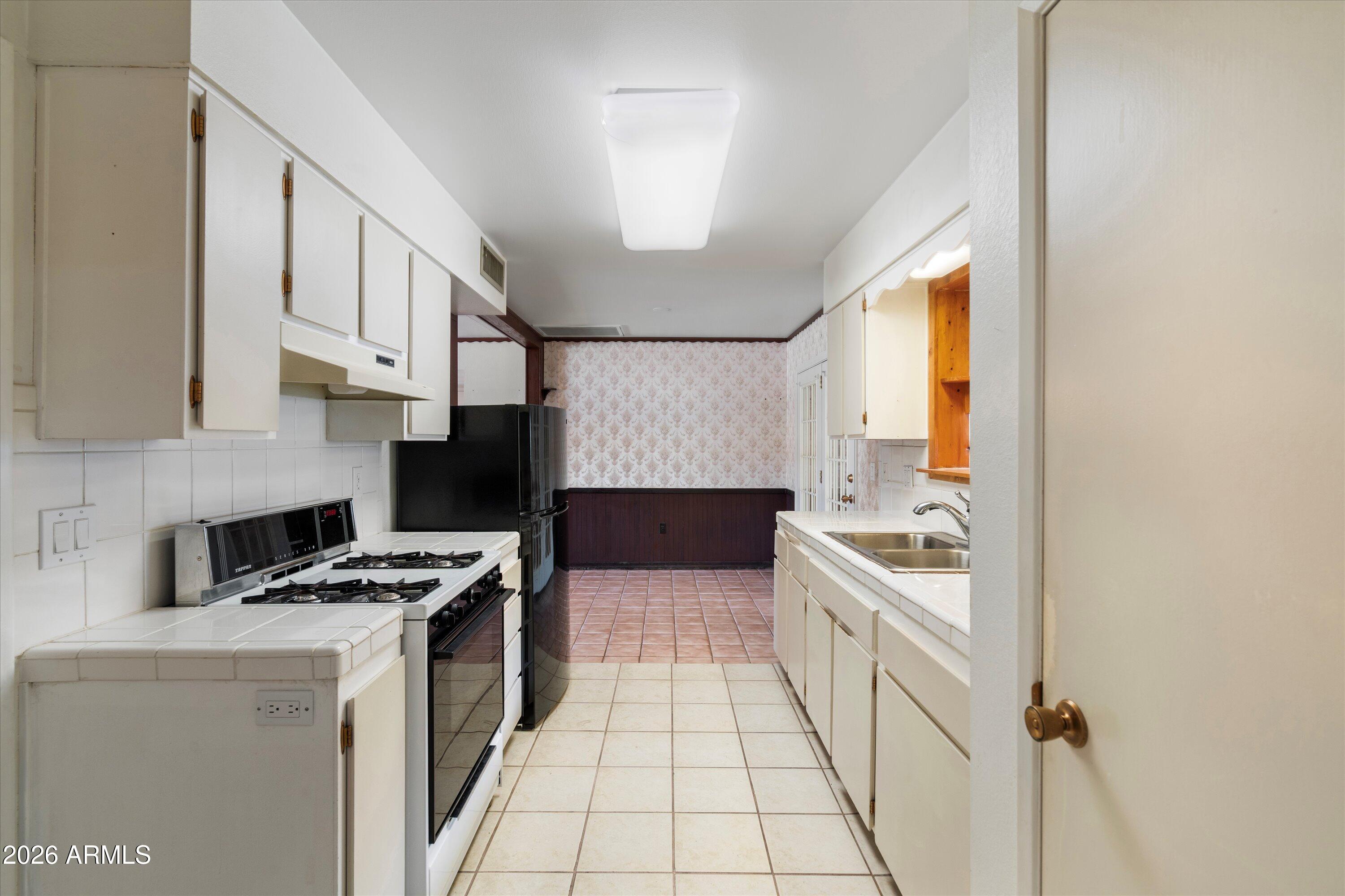 10027 W AUDREY Drive