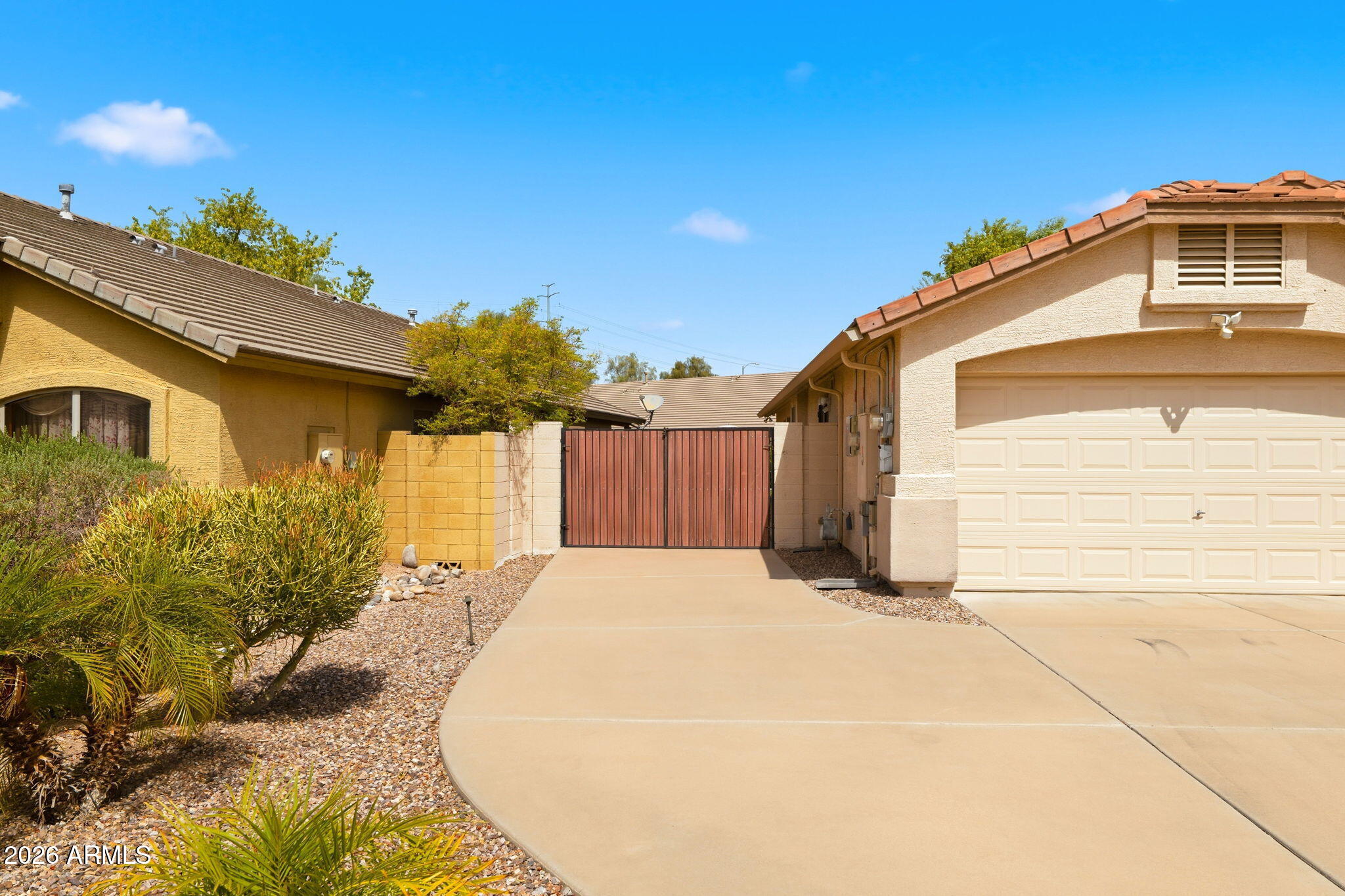 3416 W PATRICK Lane