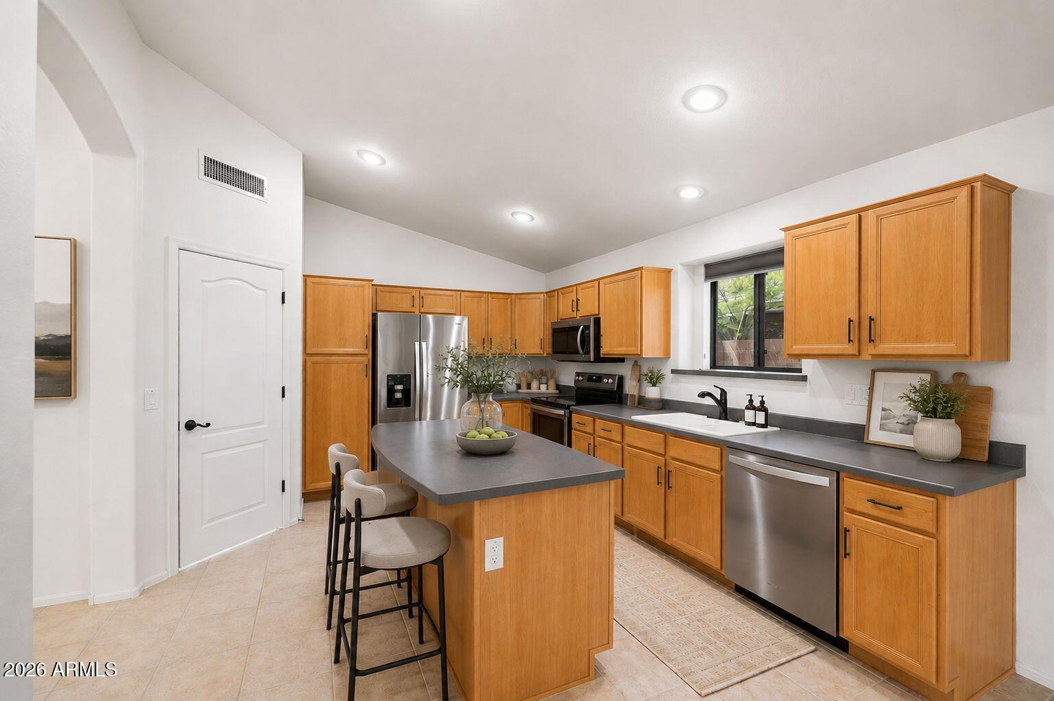 3416 W PATRICK Lane
